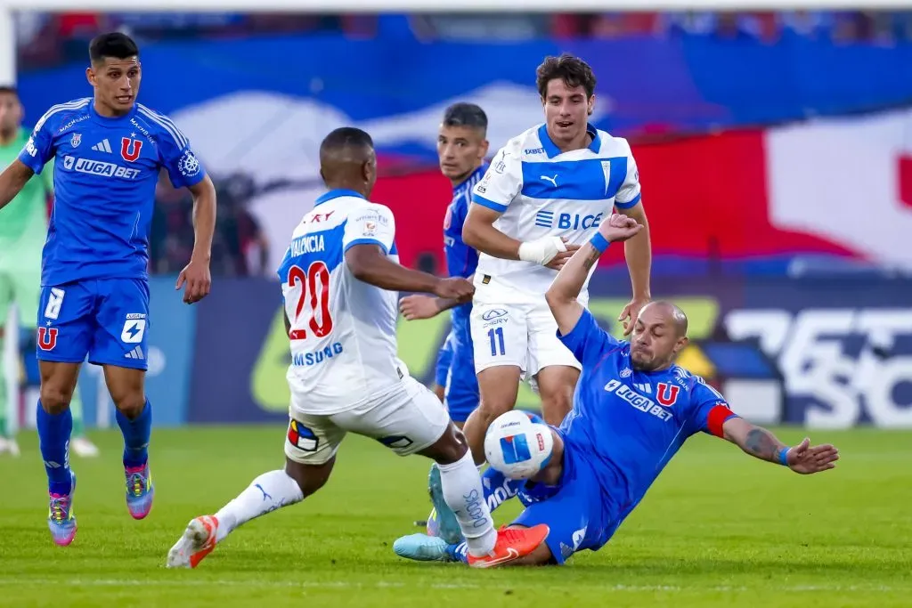 La UC es el gran favorito del Clásico Universitario, según la IA. (Foto: Pepe Alvujar/Photosport)