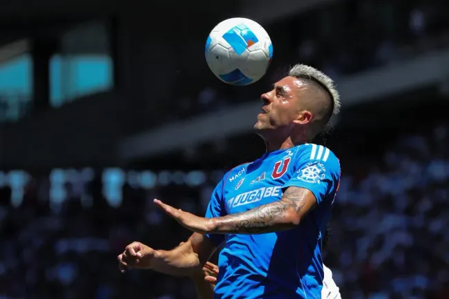 Leandro Fernández tuvo otro mal partido en el Romántico Viajero y van… (Felipe Zanca/Photosport).