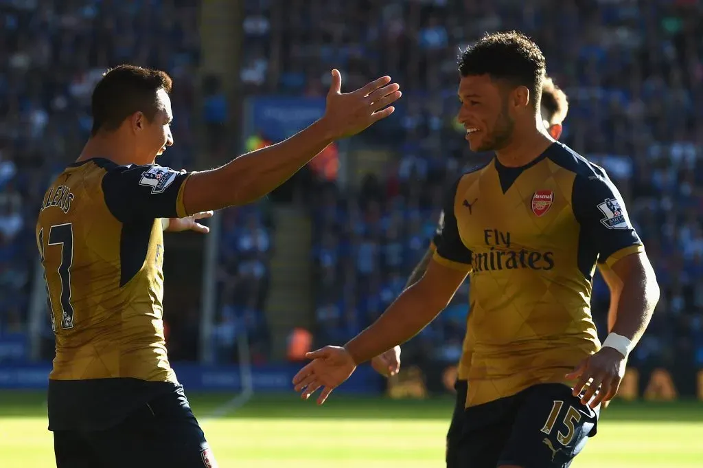 Oxlade-Chamberlain fue compañero de Alexis en el Arsenal/Getty Images)