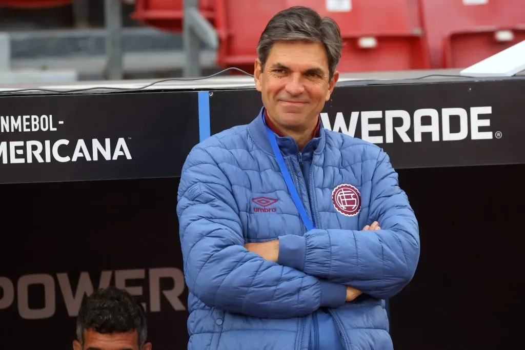 Mauricio Pellegrino en el juego de ida ante la U de Chile. (Jonnathan Oyarzun/Photosport).