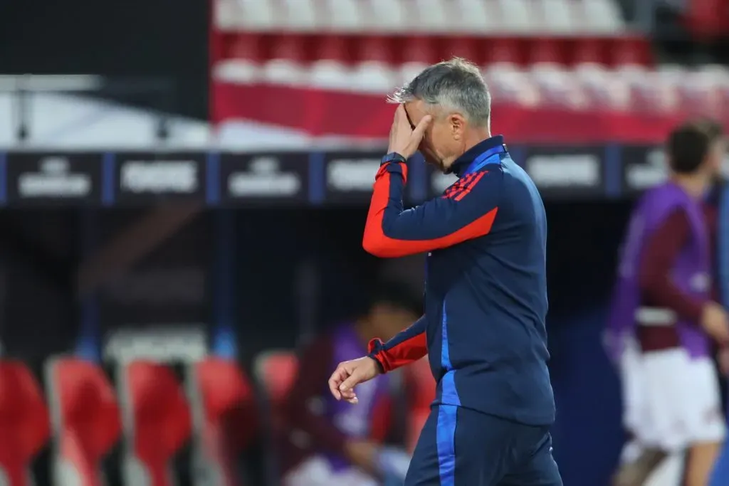 Gustavo Álvarez se preocupa en la U por la banda izquierda antes de la semifinal de vuelta de Copa Sudamericana. Foto: Photosport.