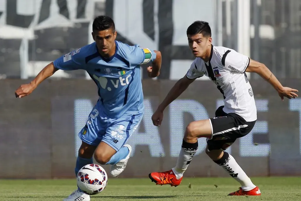Braulio Leal con la camiseta de O’Higgins enfrentando a Colo Colo en 2015. Imagen: Photosport