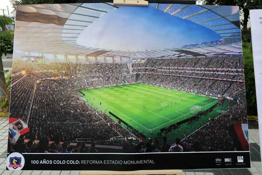 A meses de haber anunciado la remodelación del Monumental, Colo Colo avanza en silencio. Foto: Photosport.