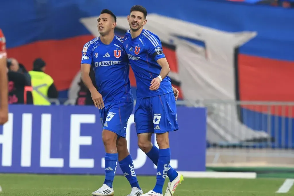 Pelean por un puesto, pero no entre ellos | Photosport