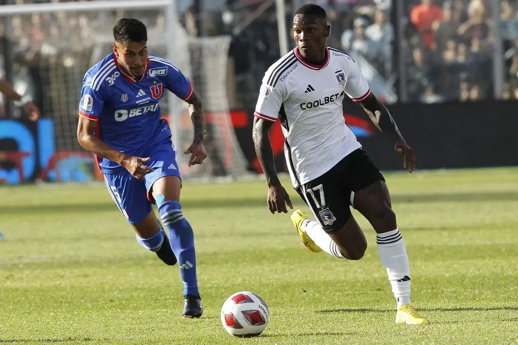 Fabián Castillo jugando en Colo Colo. Foto: Photosport