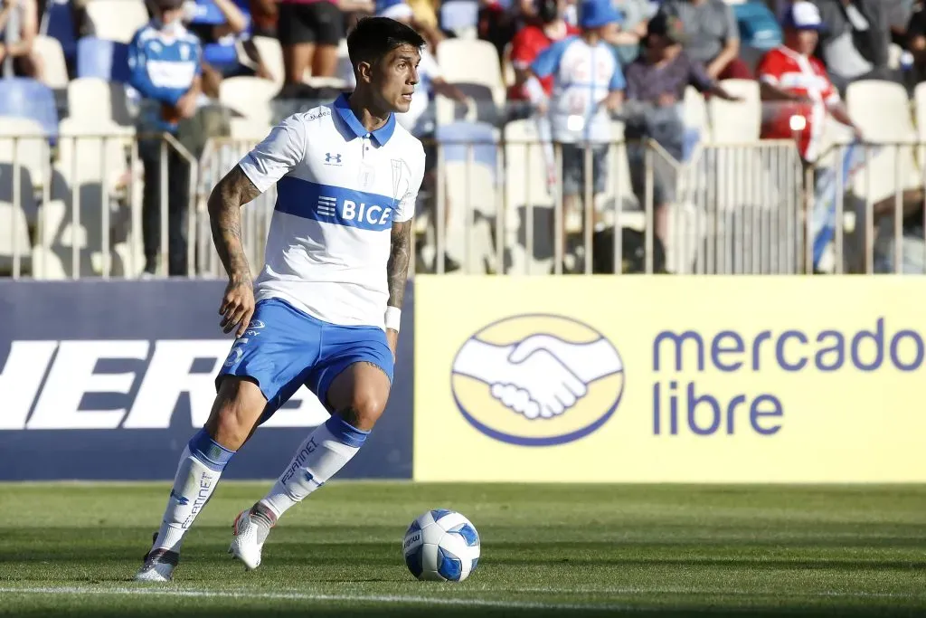 Valber Huerta dejó Universidad Católica luego de un largo tiempo lesionado. Foto: Photosport.