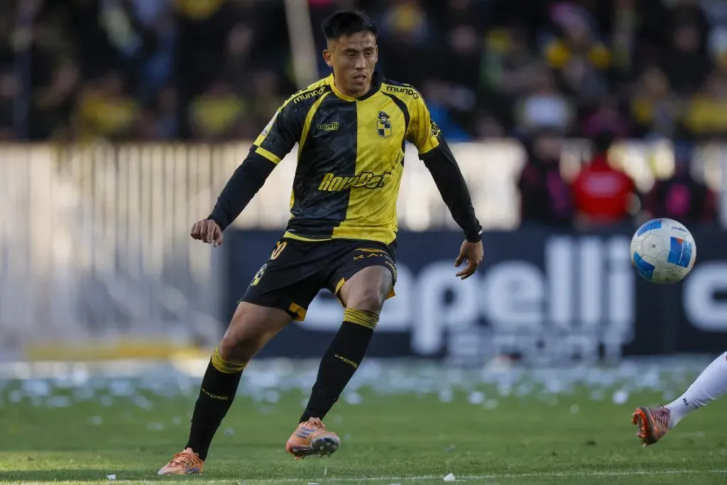 Matías Palavecino jugando por Coquimbo Unido. Foto: Photosport