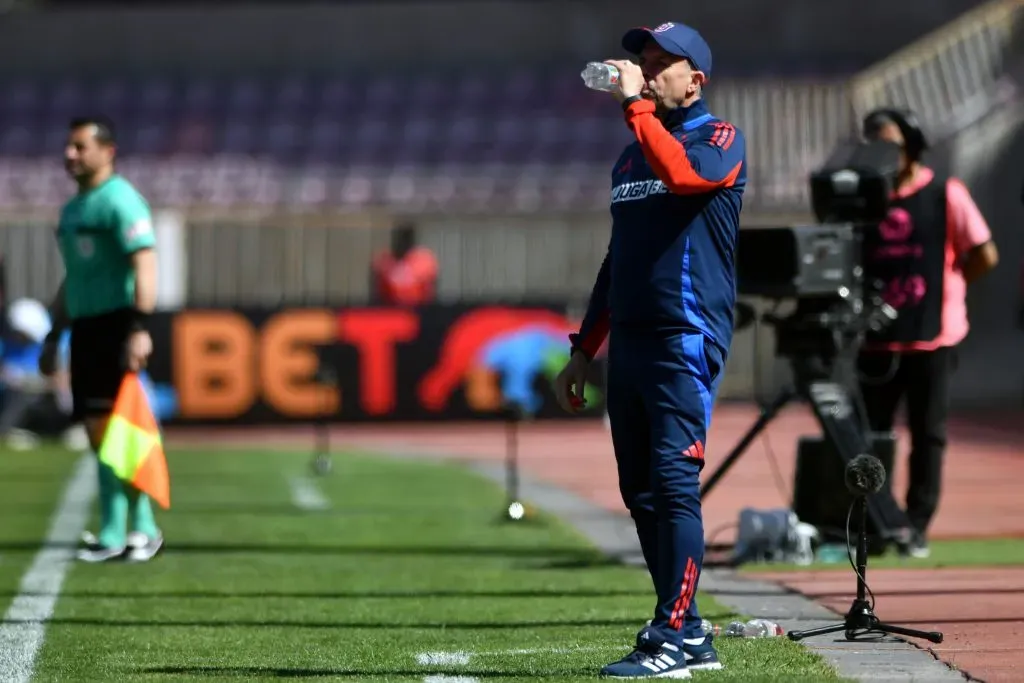 Álvarez parece vivir sus últimos momentos en U. de Chile. Imagen: Photosport