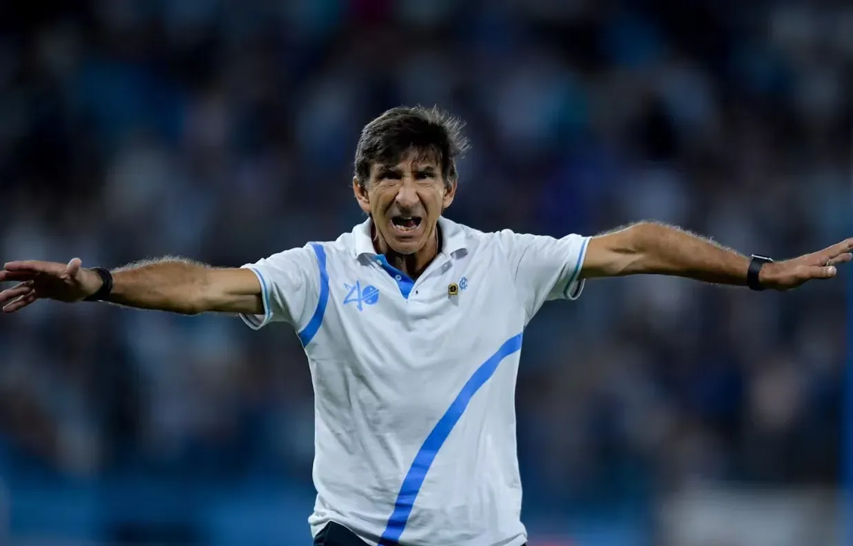 Costas está en la nominación