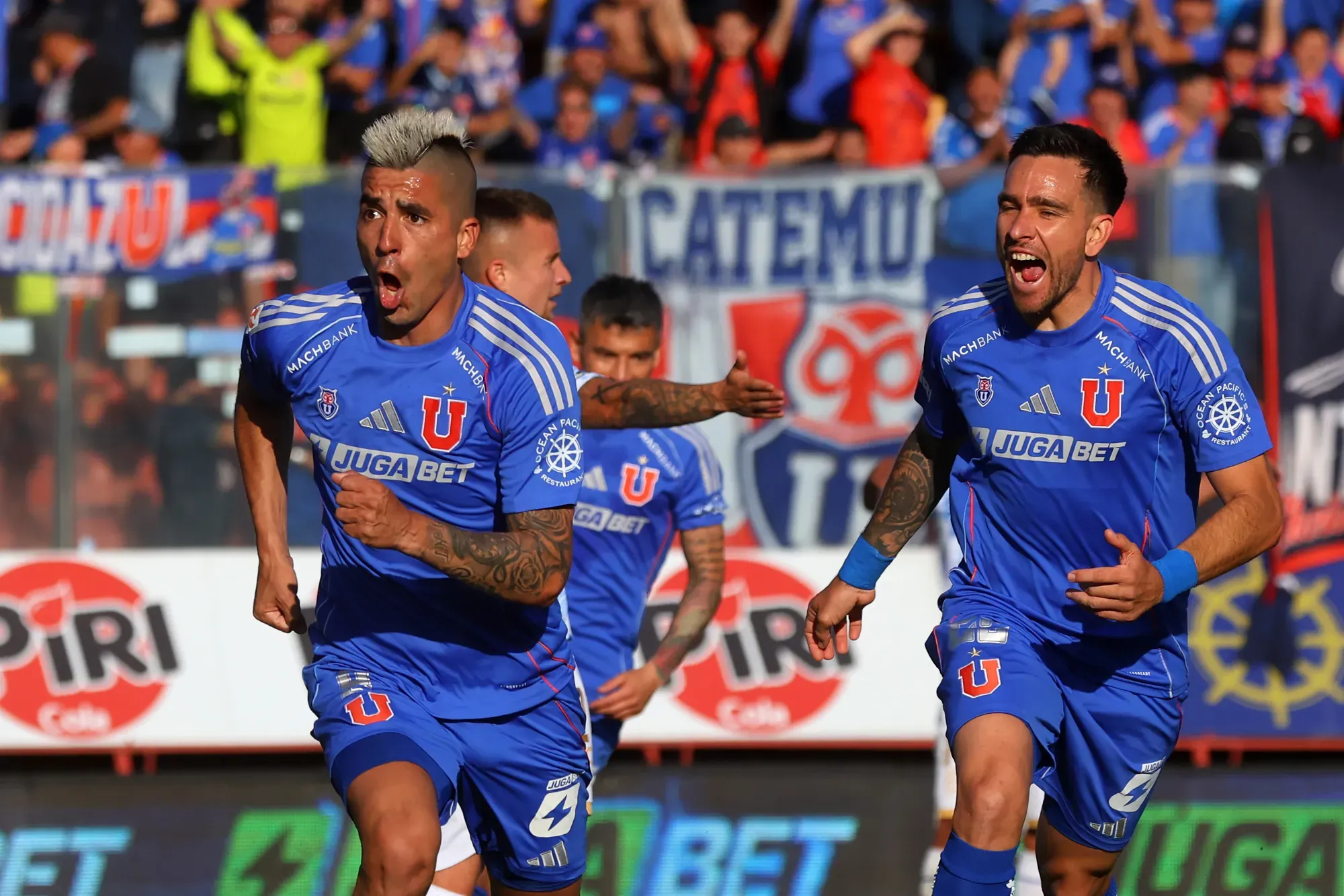 Zaldivia es uno de los jugadores con más carga en Universidad de Chile.