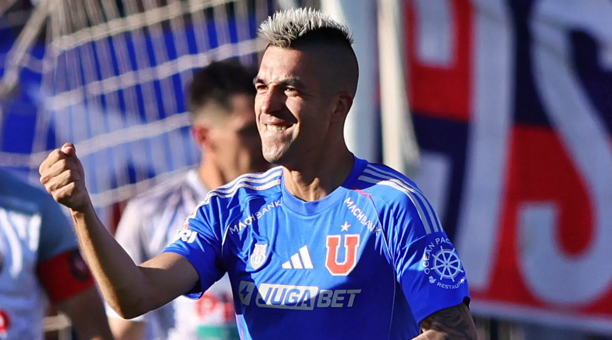 Leandro Fernández fue la figura de la U ante Limache. Imagen: Photosport