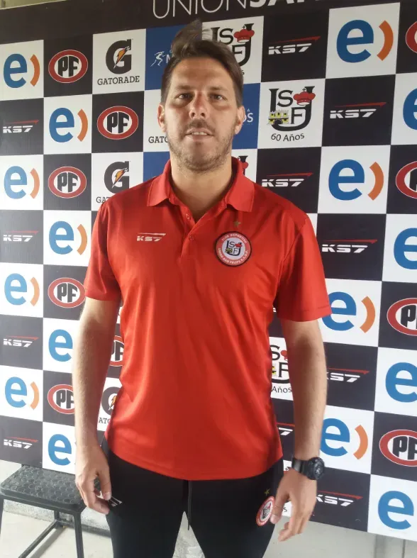 Damián Ayude en su paso como entrenador de Unión San Felipe.