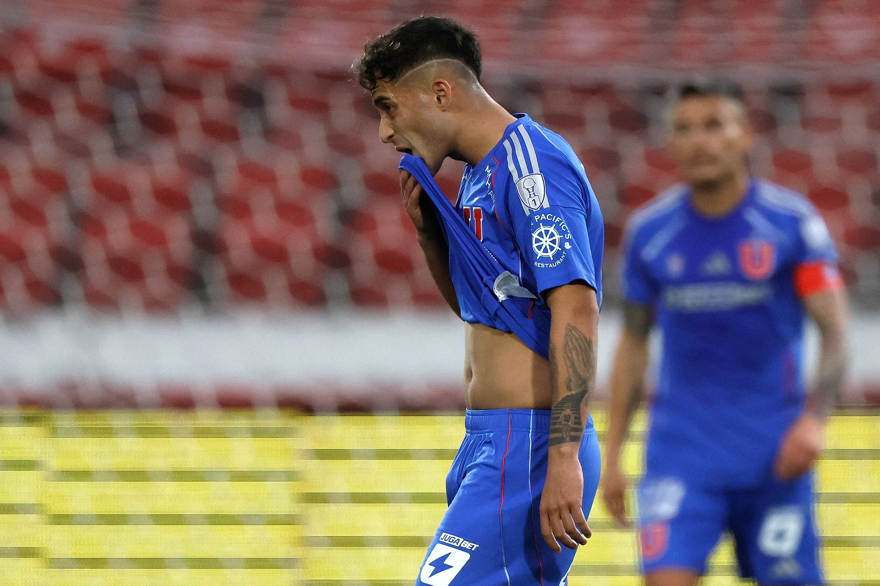Lucas Assadi ha sido la baja más importante en los últimos partidos de la U. Foto: Andrés Pina/Photosport