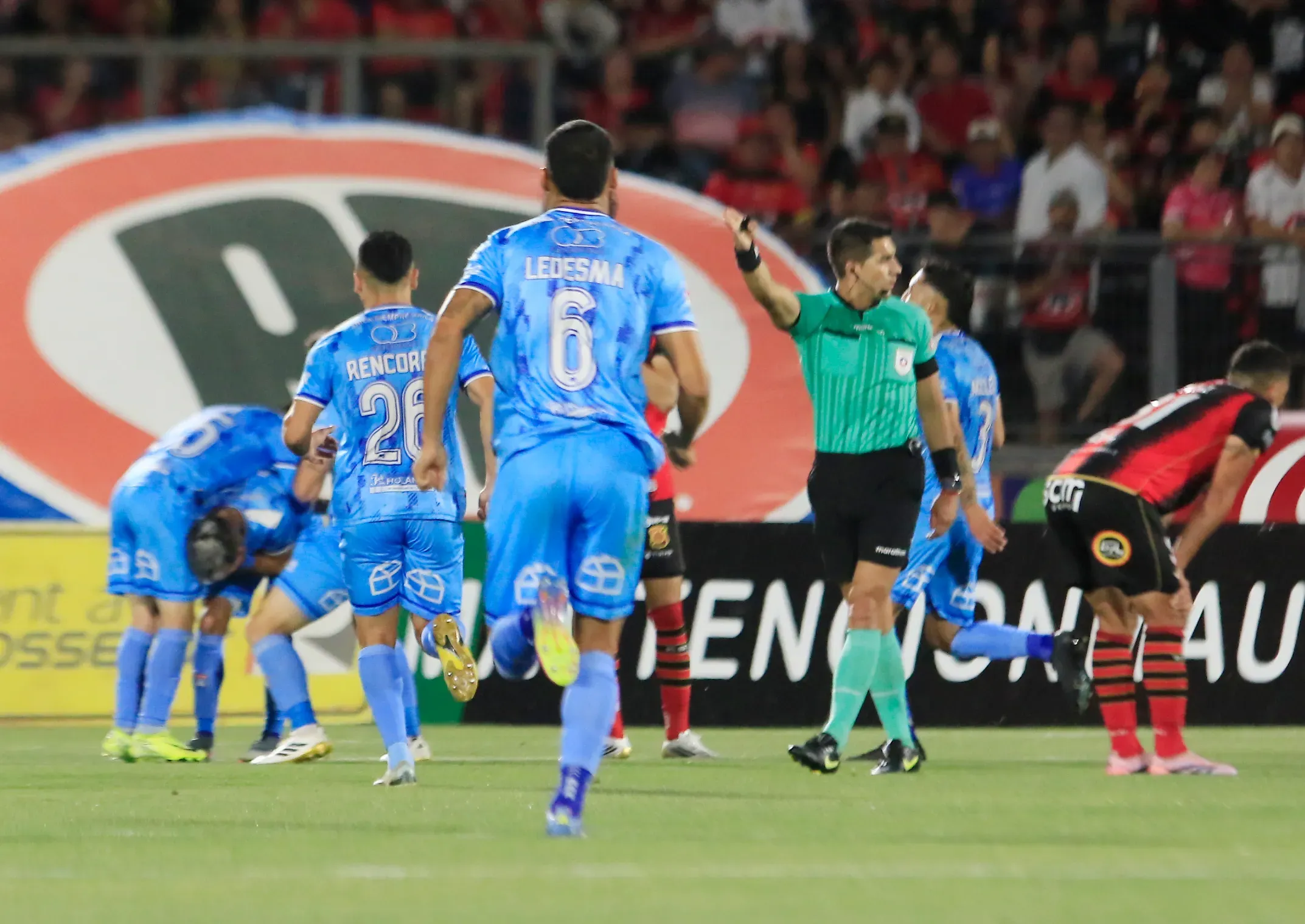 San Marcos de Arica tuvo dos razones para celebrar en Talca. (Jose Robles/Photosport).