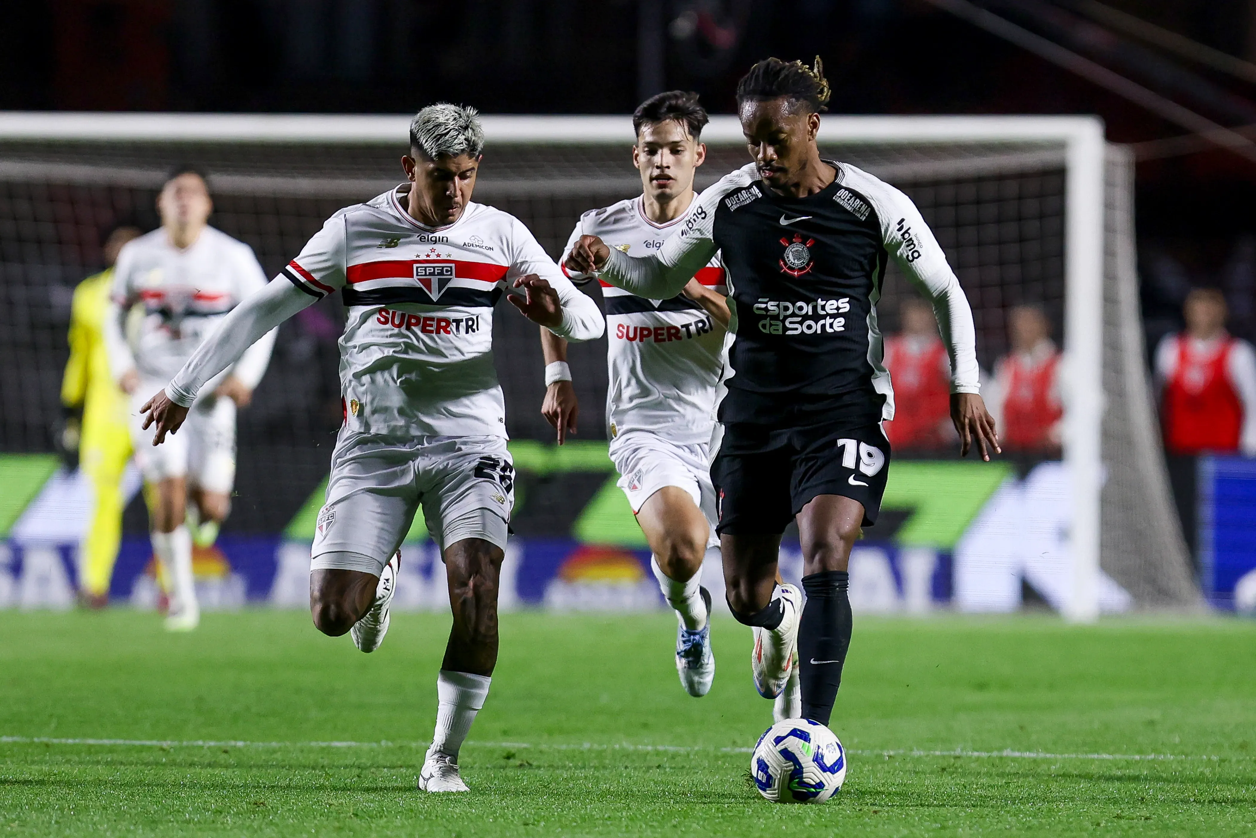 Corinthians y São Paulo se miden este jueves en uno de los partidazos del Brasileirao. (Foto: Ricardo Moreira/Getty Images)