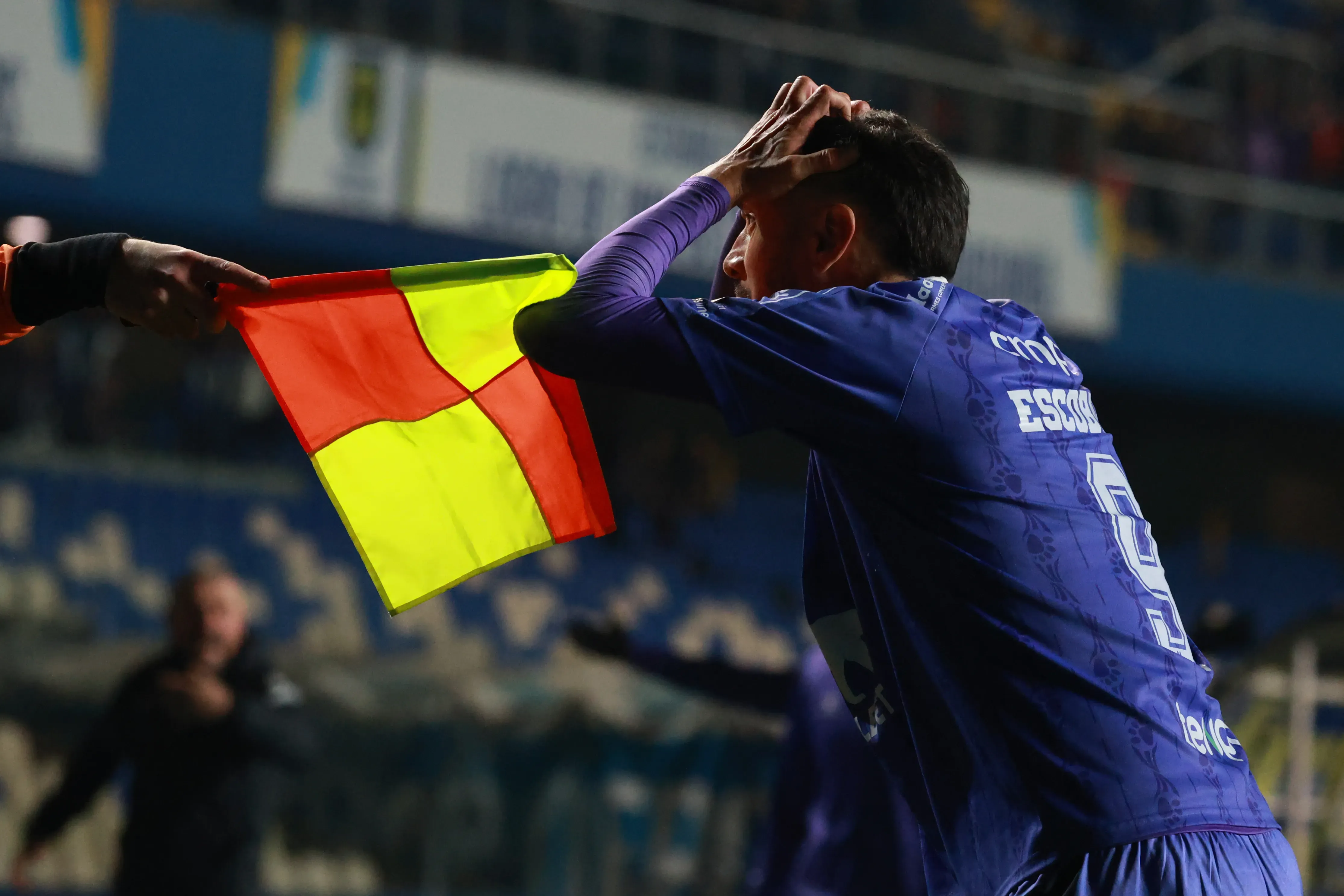 Carlos Escobar, uno de los que ingresó sobre el final en la ida ante los Pumas. (Eduardo Fortes/Photosport).
