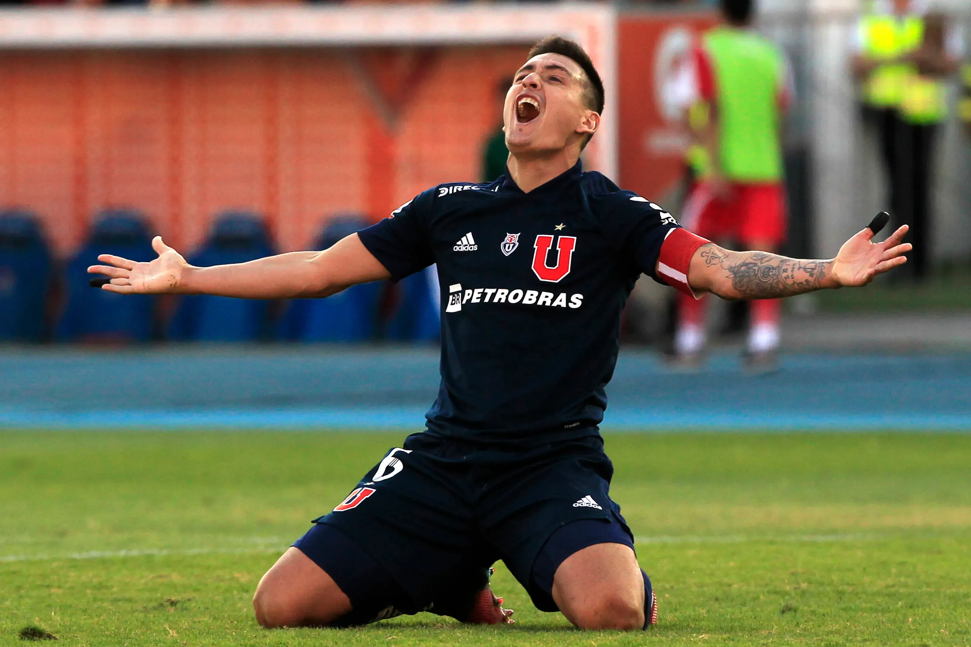 Matías Rodríguez anotó 57 goles con U. de Chile, siendo el defensor más goleador del club. Imagen: Photosport