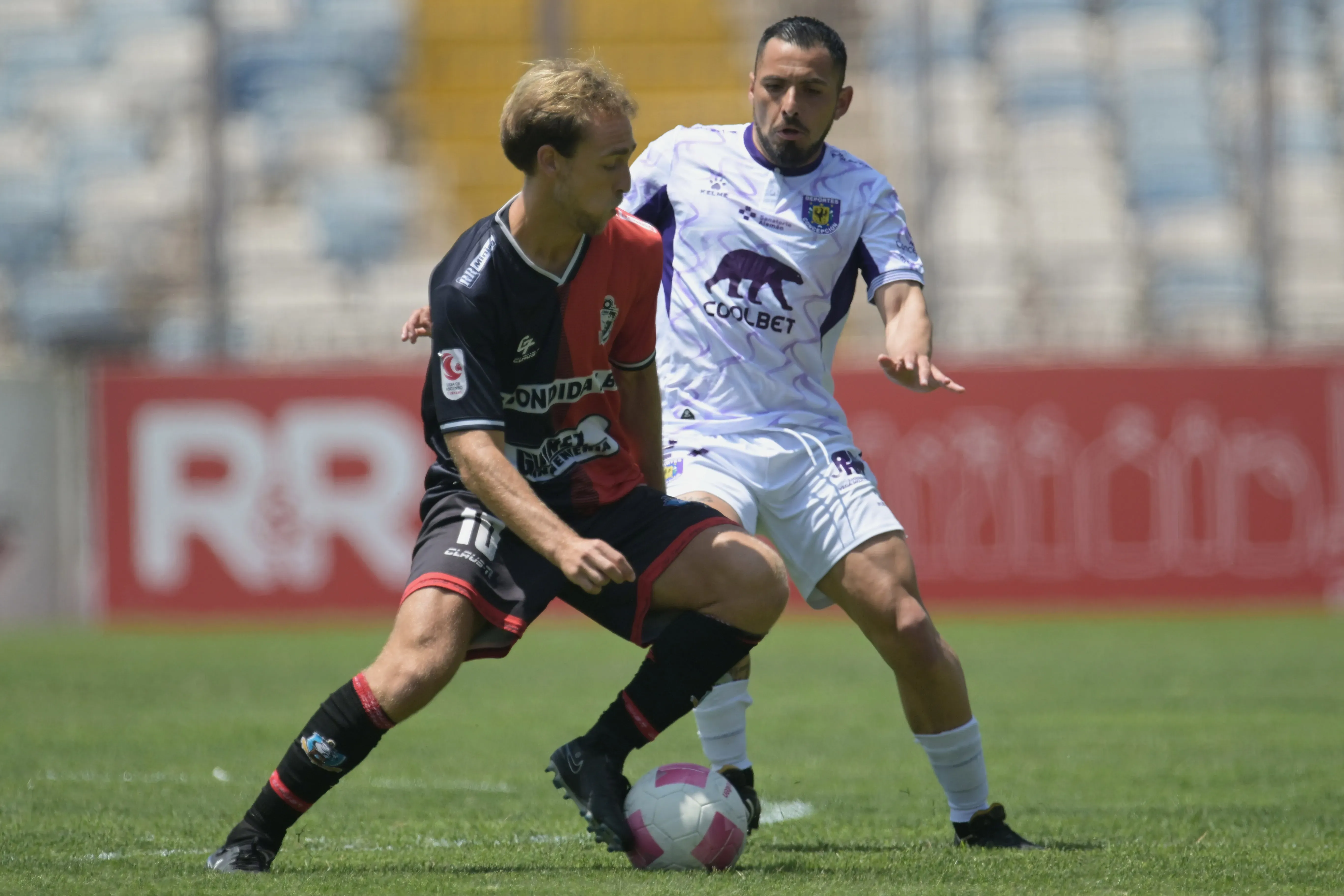 Antofagasta y Concepción jugaron una apretada serie. Foto: Pablo Quiroz/Photosport