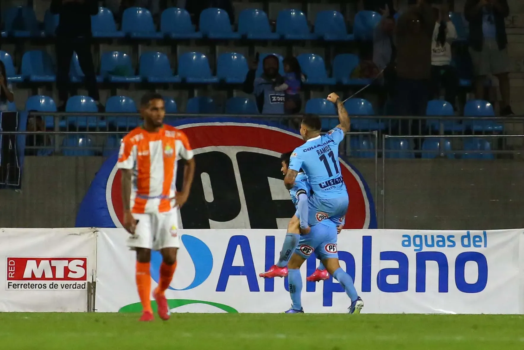 Cobresal viene de perder ante Iquique. Foto: Alex Diaz/Photosport
