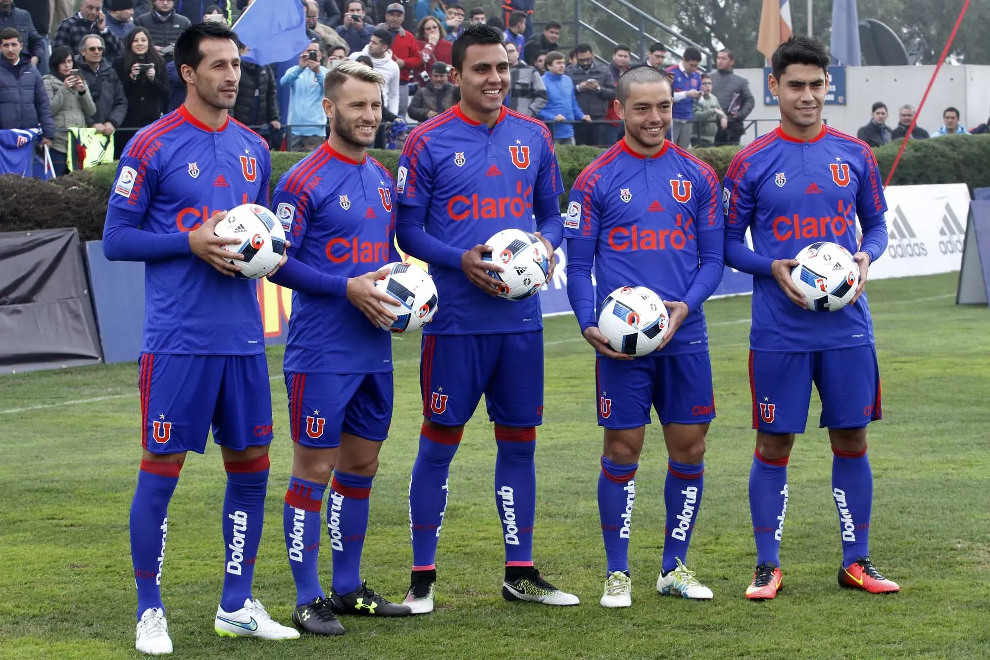 Schultz presentado en Universidad de Chile a mediados de 2016.