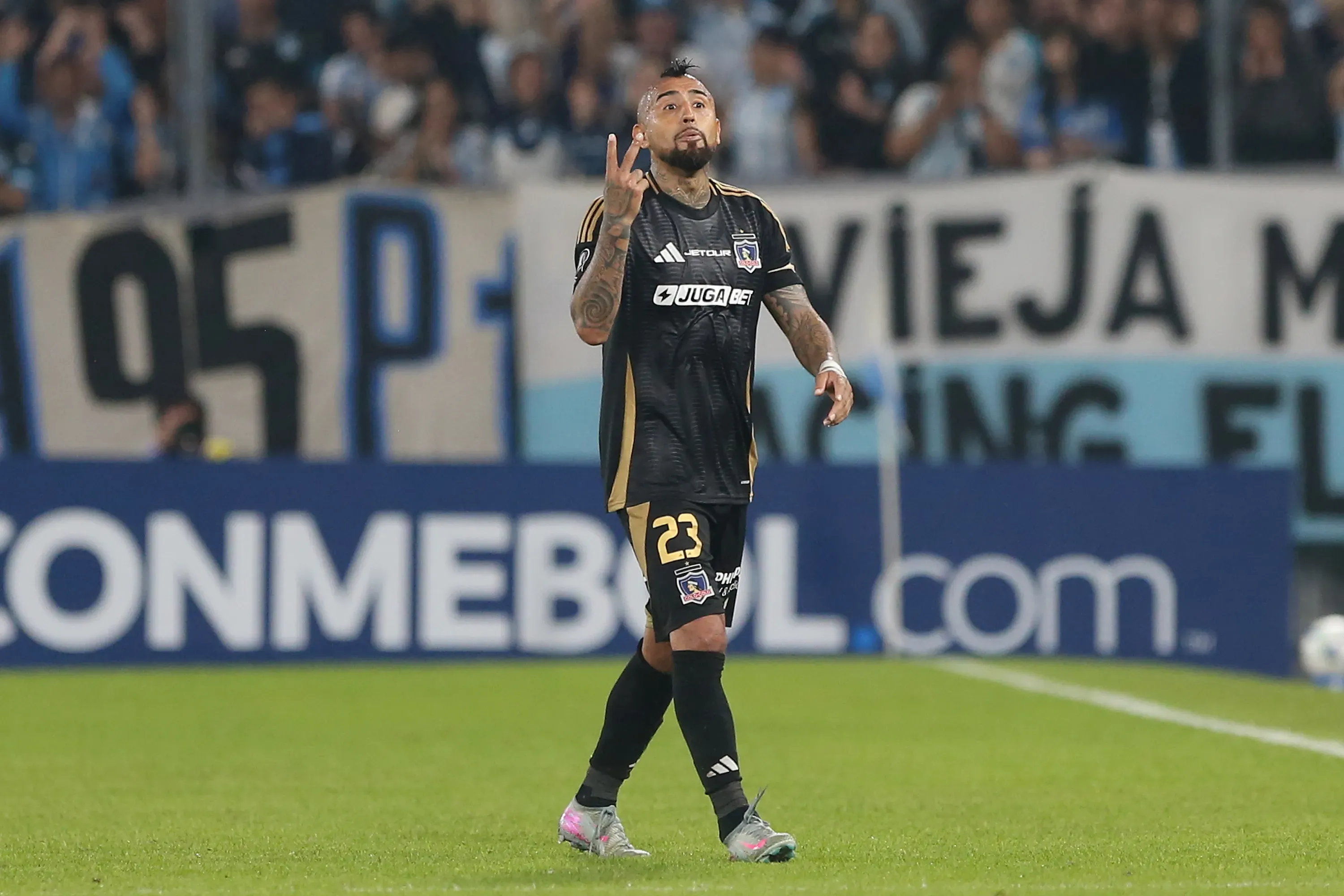 Vidal no ha tenido un buen año en Colo Colo. Imagen: Getty