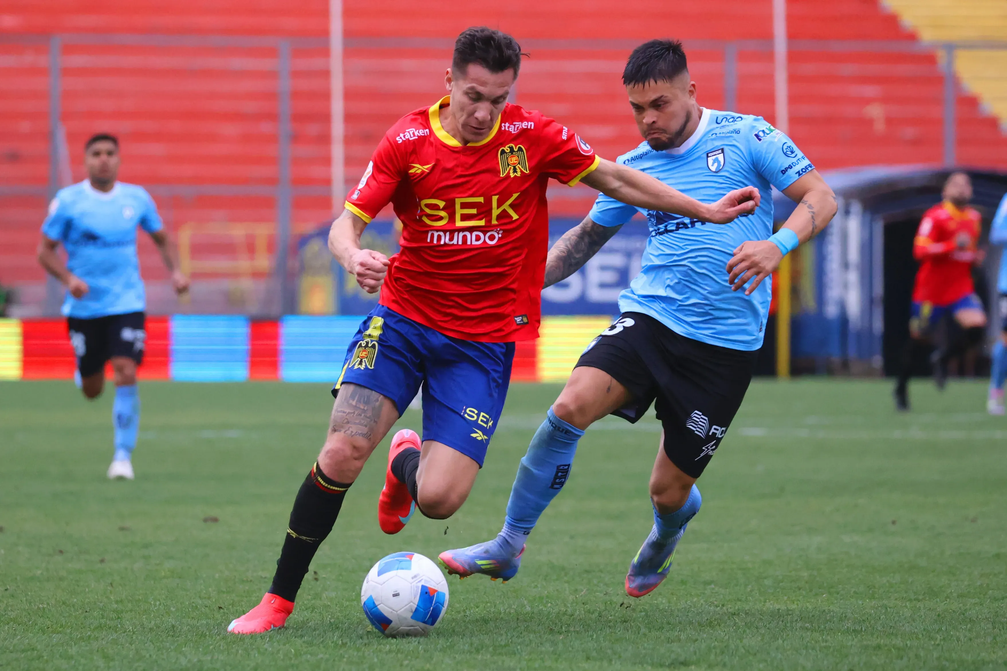 Unión Española y Deportes Iquique deben ganar en esta fecha y esperar que Limache tropiece. | Foto: Photosport.