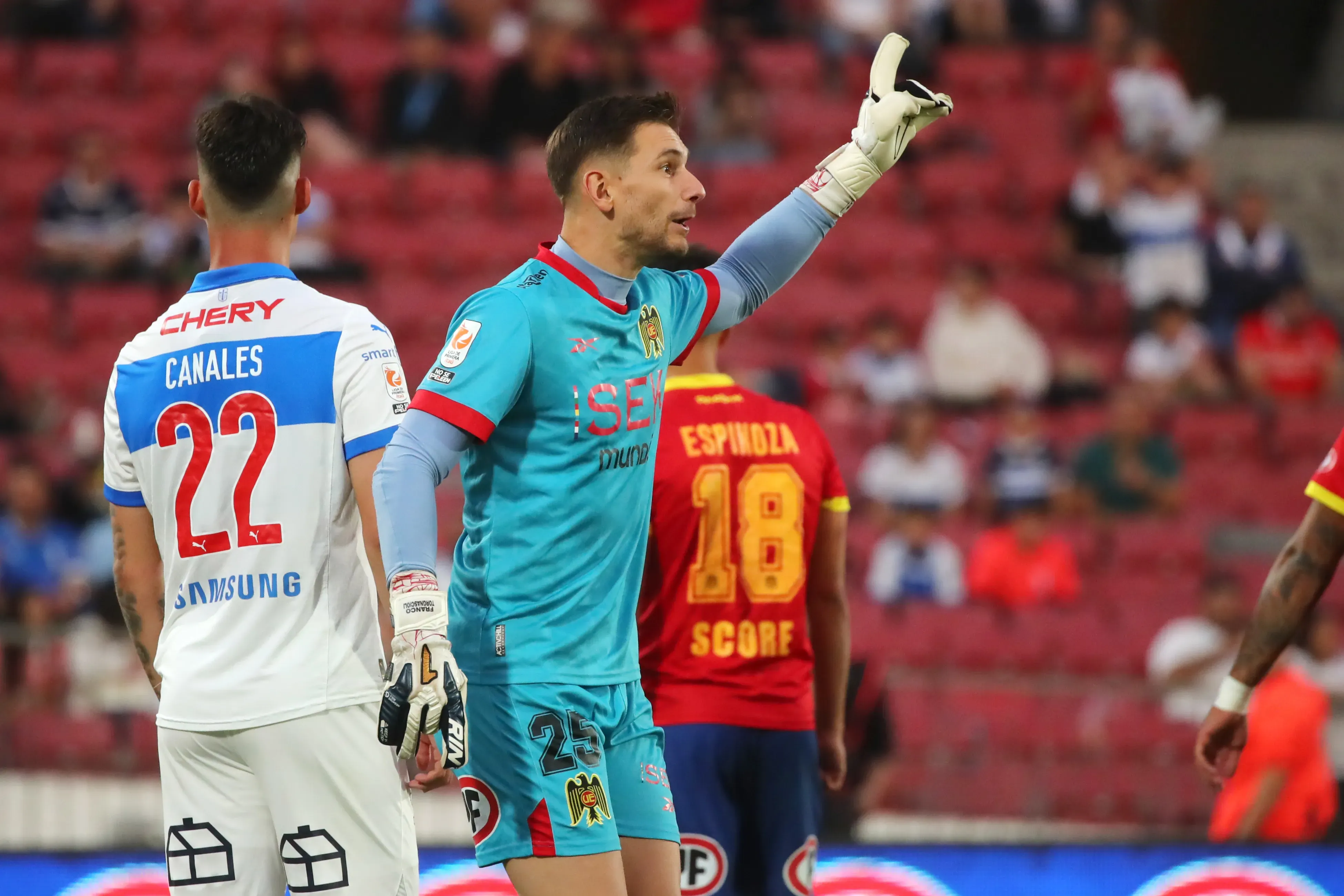 Aguad se acordó de Franco Torgnascioli sin nombrarlo. (Jonnathan Oyarzun/Photosport).