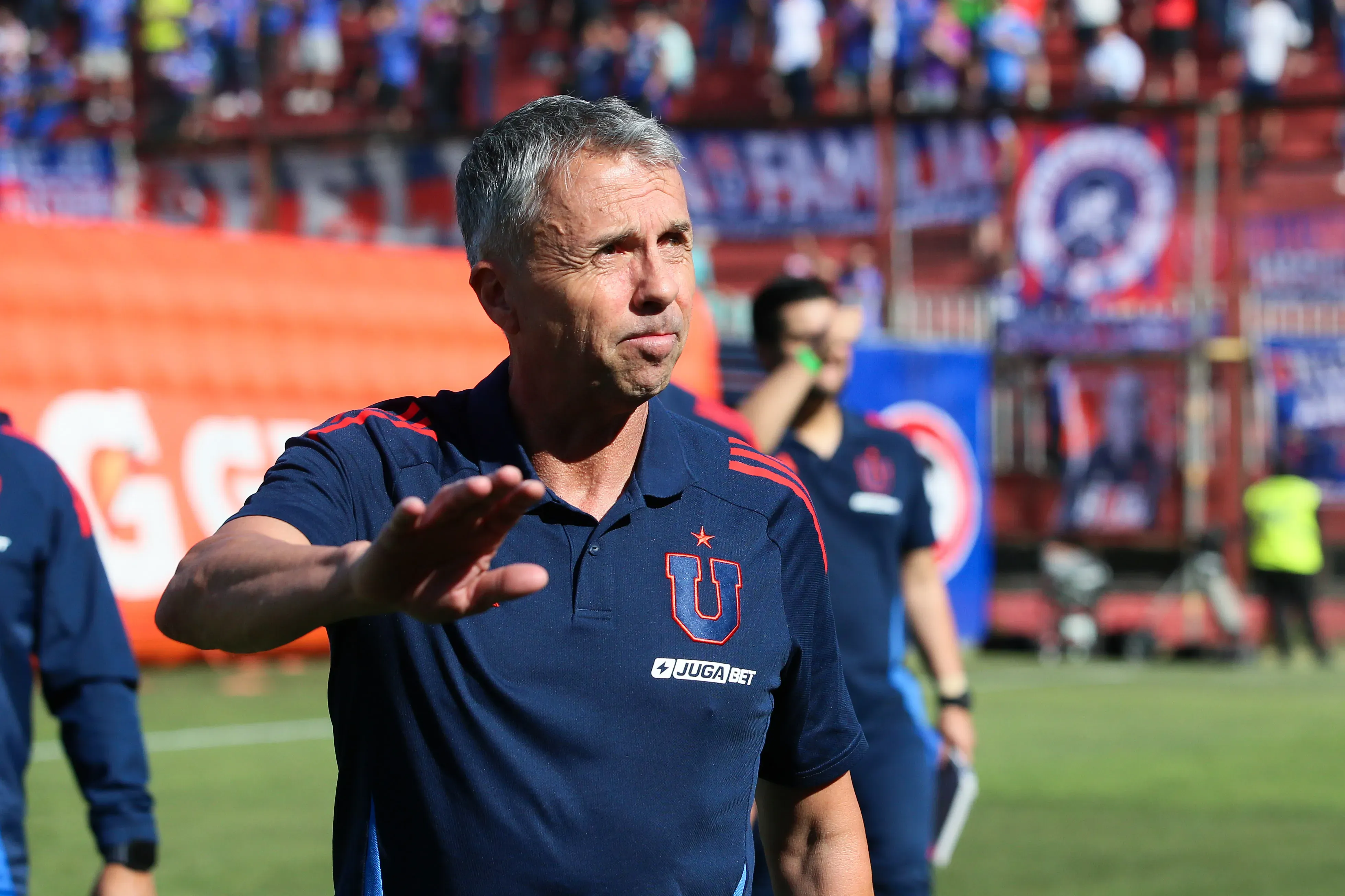 Gustavo Álvarez se irá de U. de Chile con dos títulos bajo el brazo. Imagen: Photosport