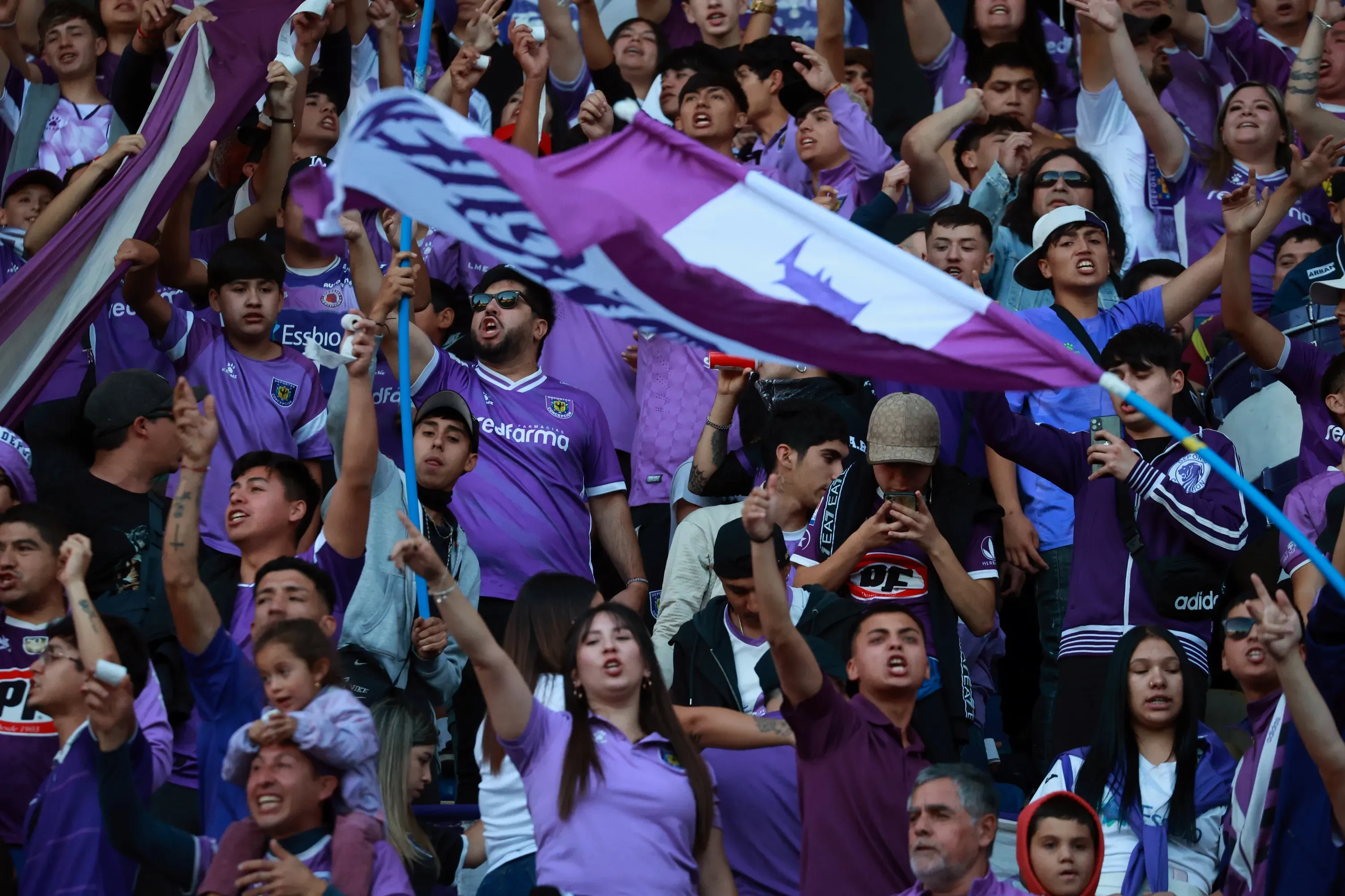 Los hinchas de Deportes Concepción respondieron en masa para esta final de la liguilla. | Foto: Photosport.
