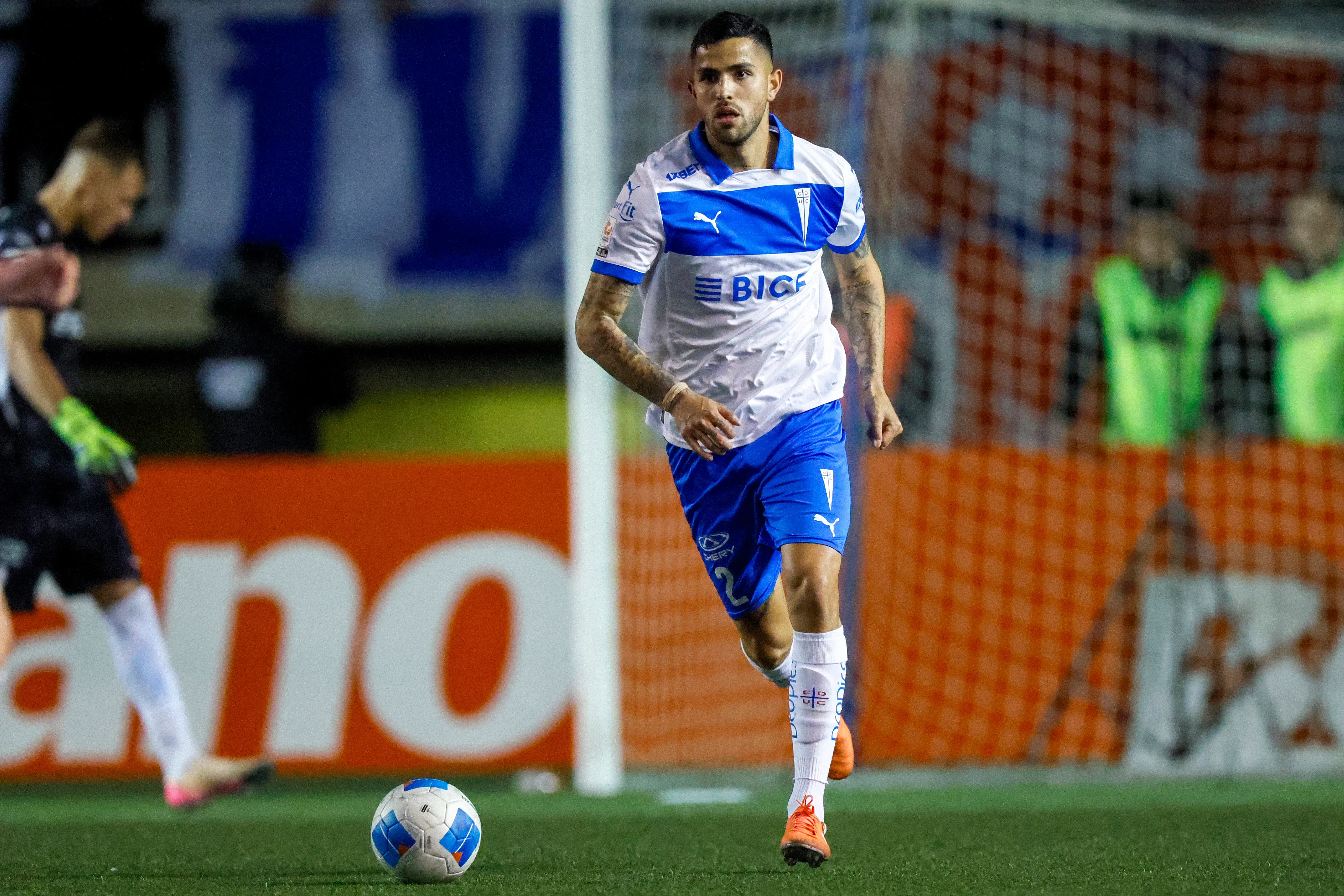 Daniel González y su incierto futuro en la UC /Photosport
