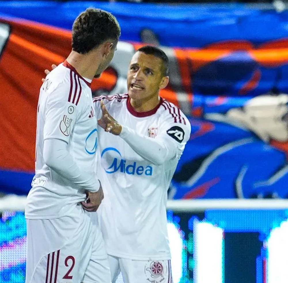 Alexis y 90 minutos con el Sevilla en la Copa del Rey.