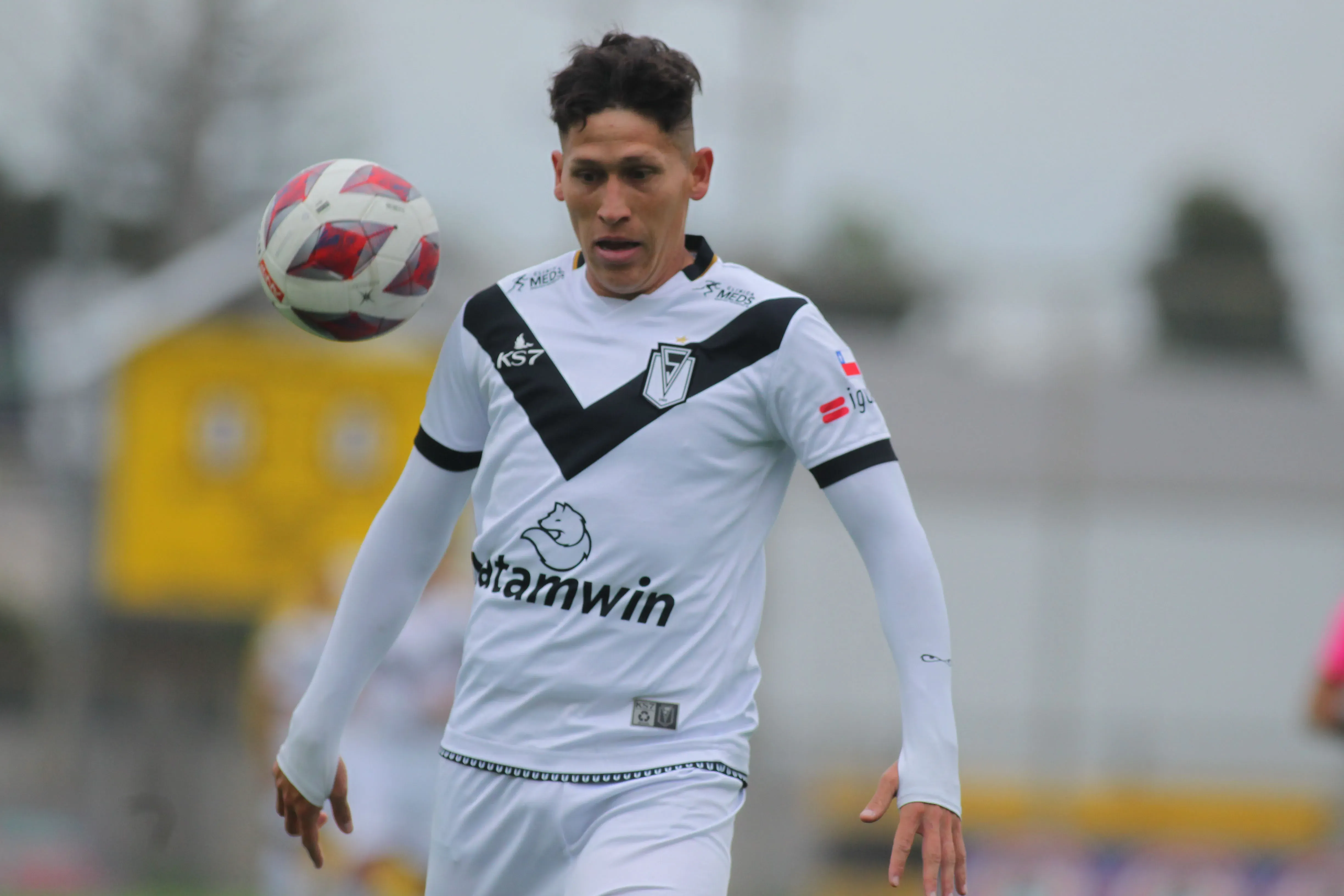 Nicolás Astete jugó en Santiago Morning durante 2023. En 2024 estuvo en San Antonio Unido. (Jorge Loyola/Photosport).