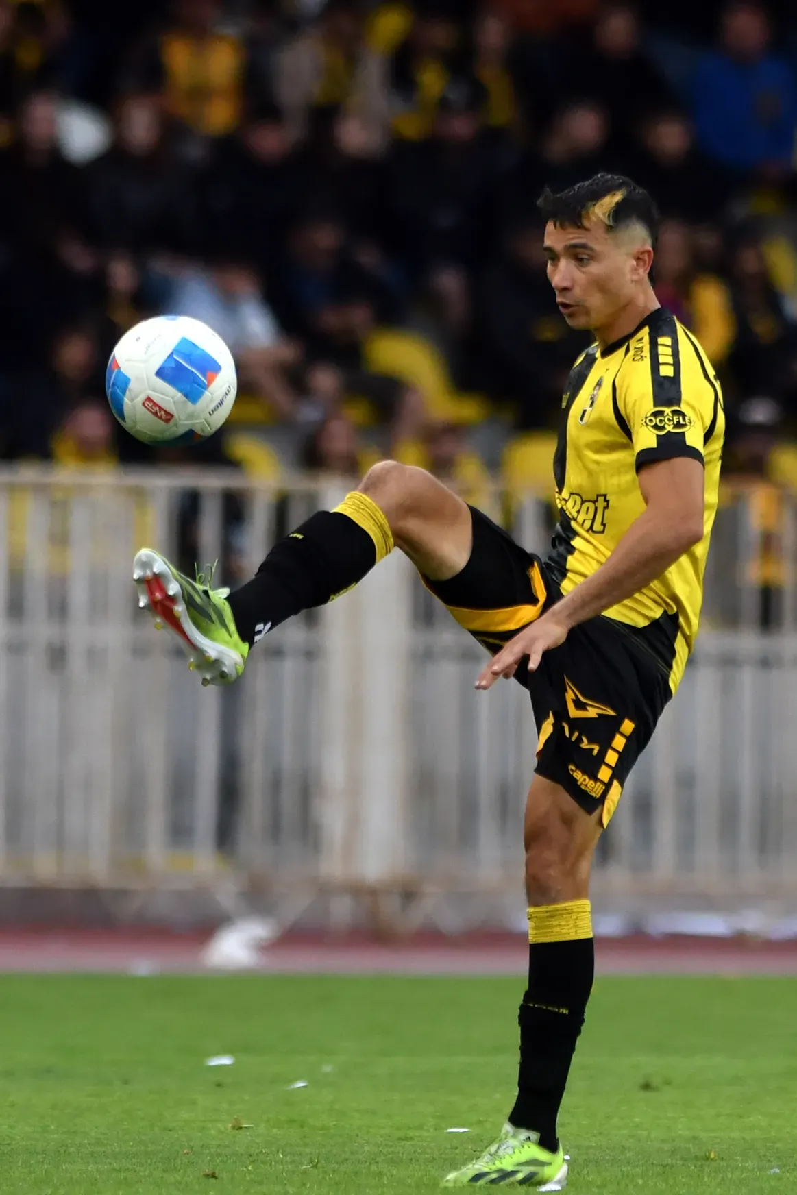 Bruno Cabrera está a detalles de llegar a Colo Colo