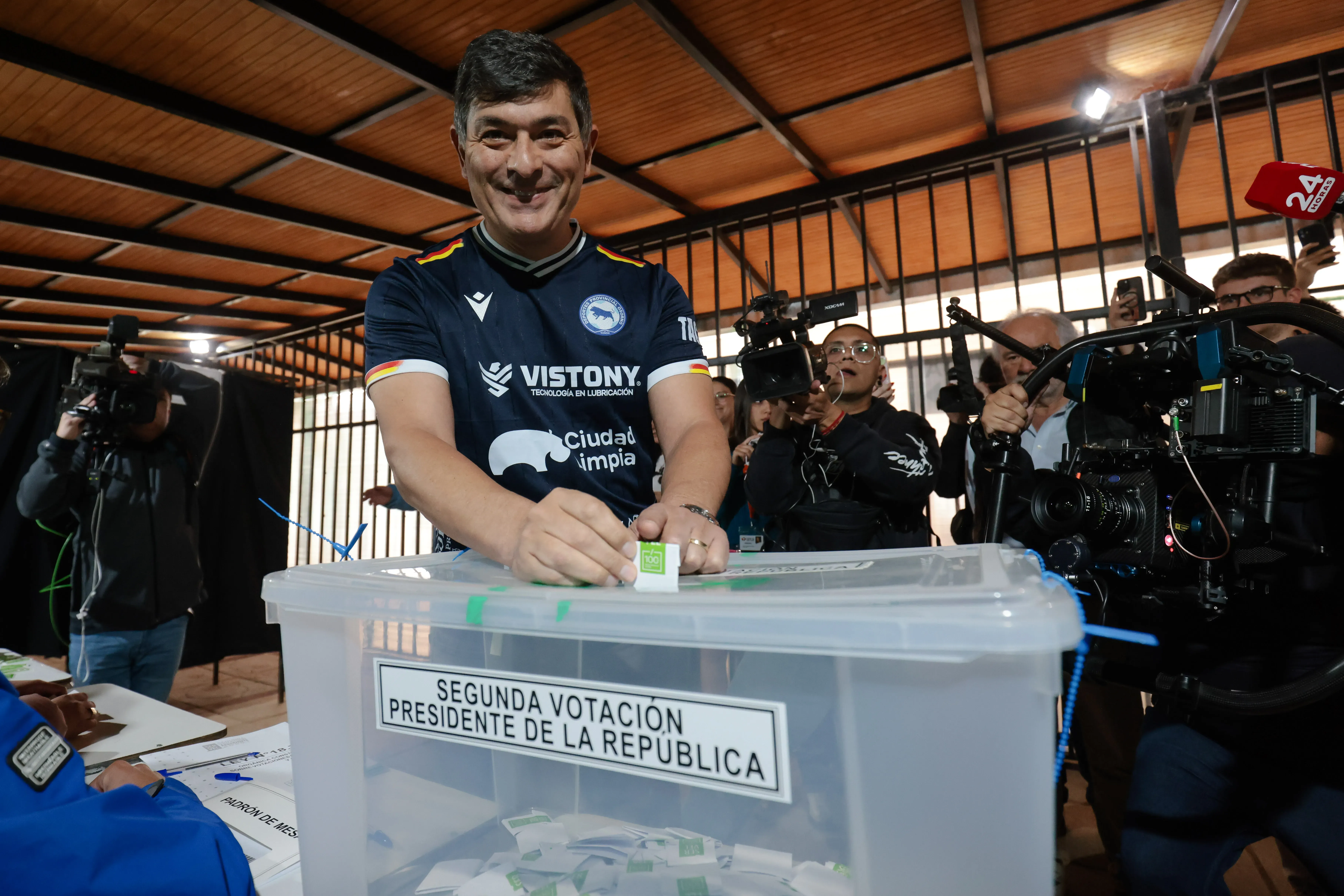 Parisi votando el pasado domingo /Aton Chile