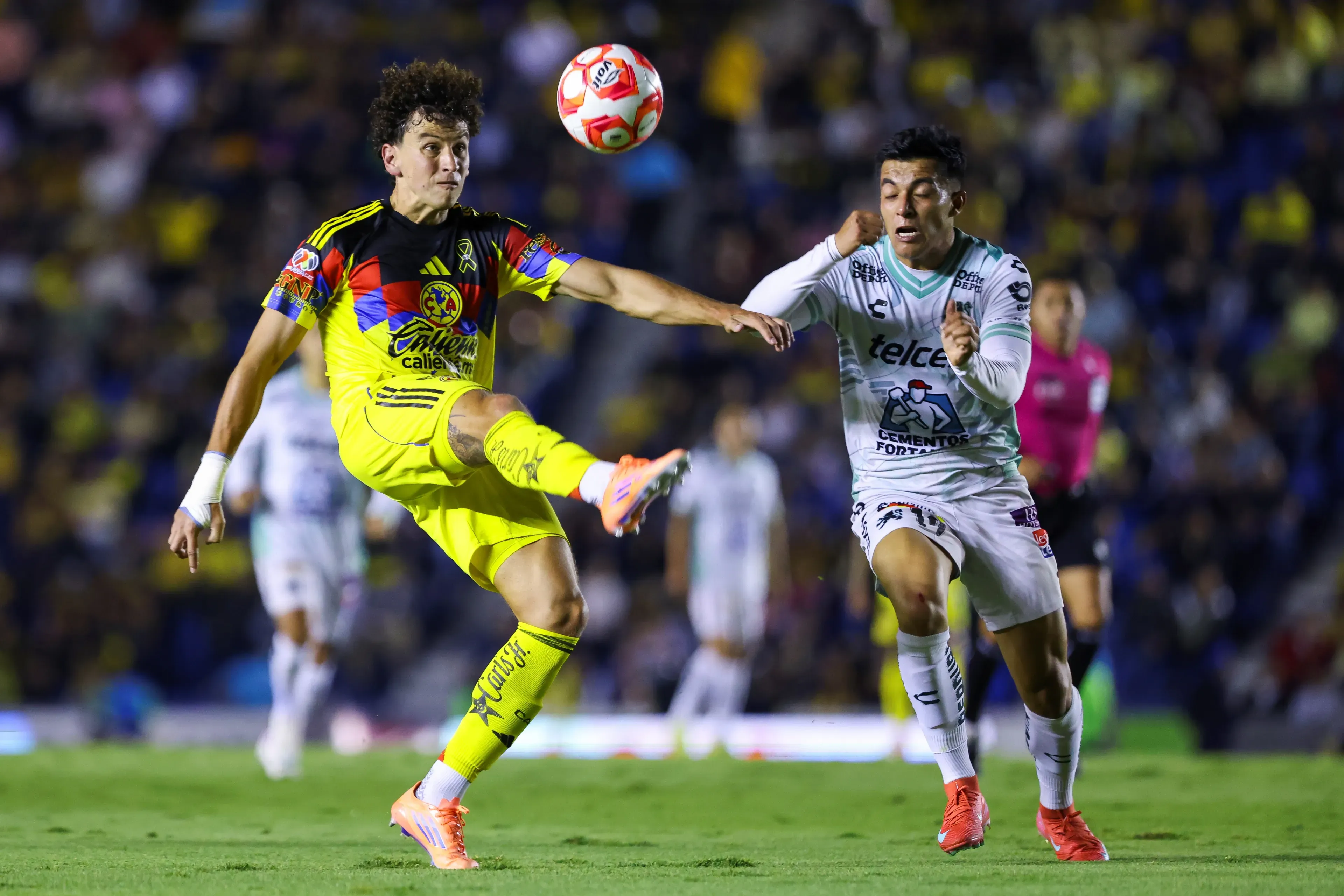 Igor Lichnovsky dejará el América de México y es opción en la U. (Photo by Agustin Cuevas/Getty Images)