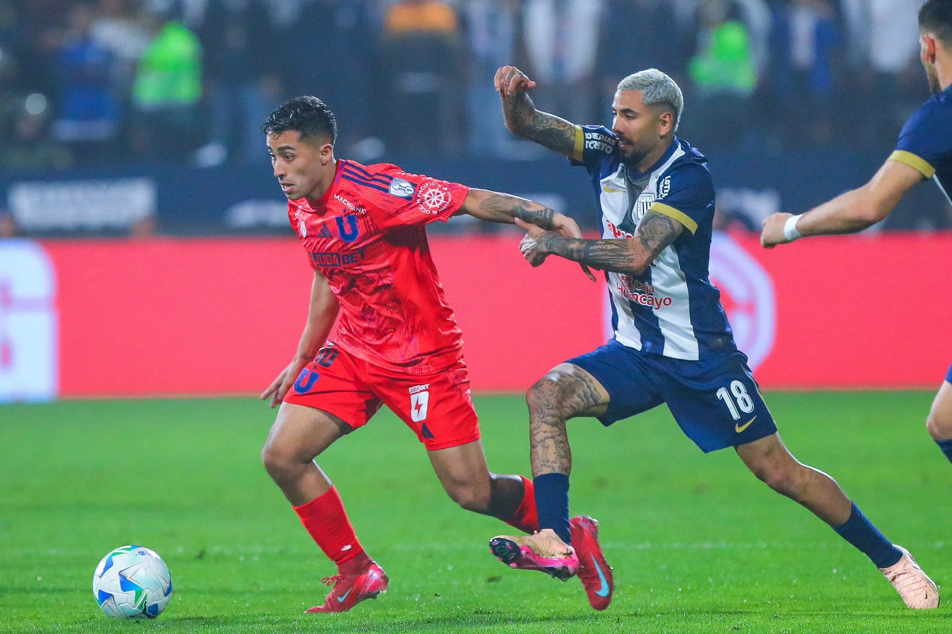 La última vez que la U jugó en Perú fue en los cuartos de final de la Copa Sudamericana ante Alianza Lima. Foto: Joel Alonzo/Photosport