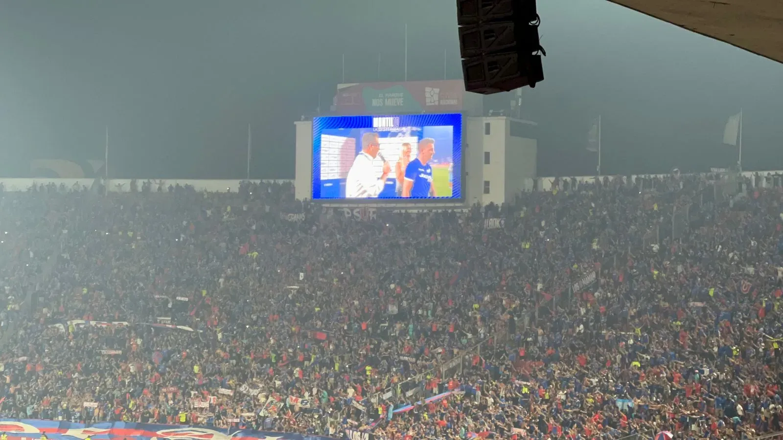 Montillo pidió cantar contra Colo Colo en el Estadio Nacional.
