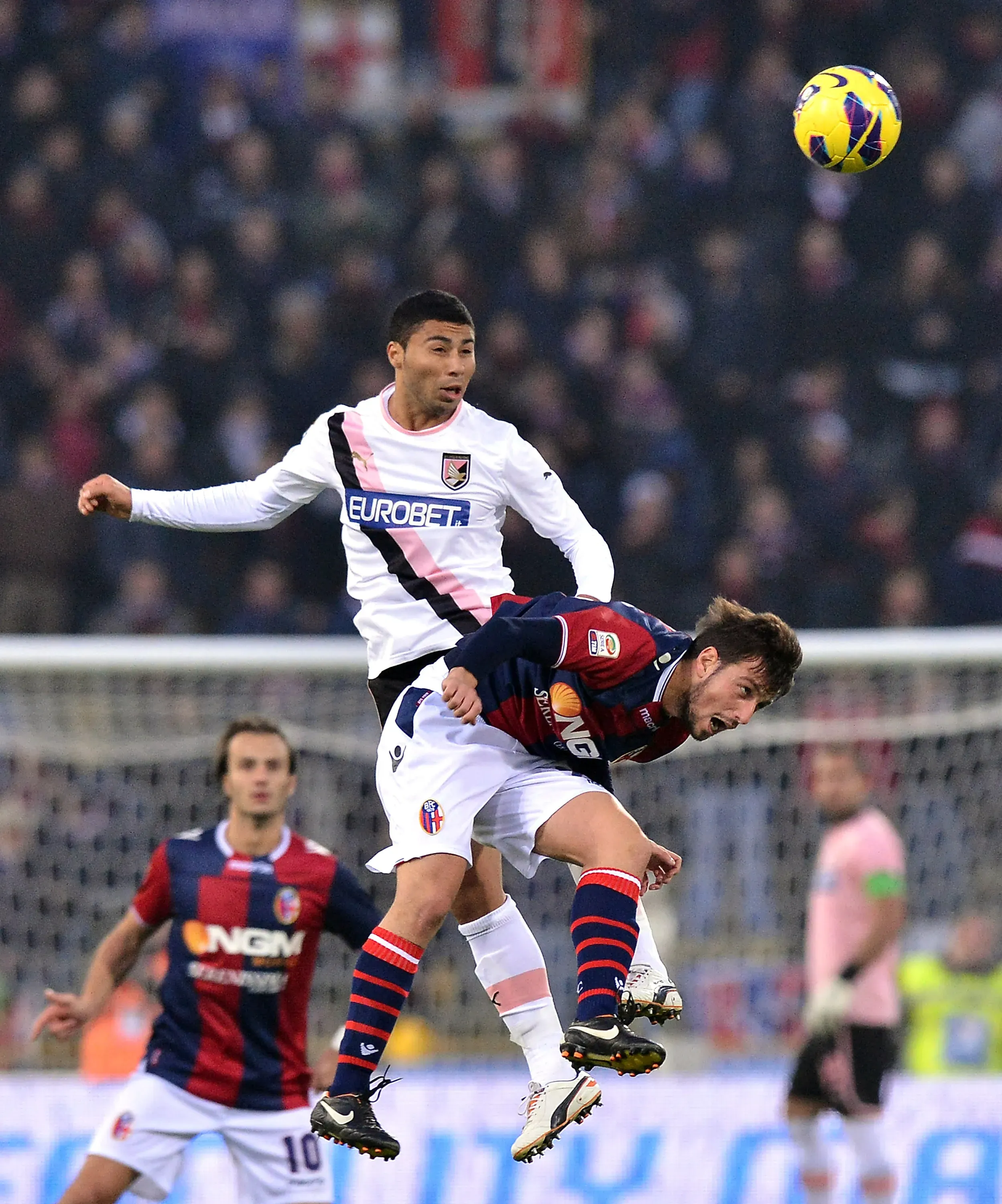 Carlos Labrín en acción por el Palermo de Italia. (Tullio M. Puglia/Getty Images)