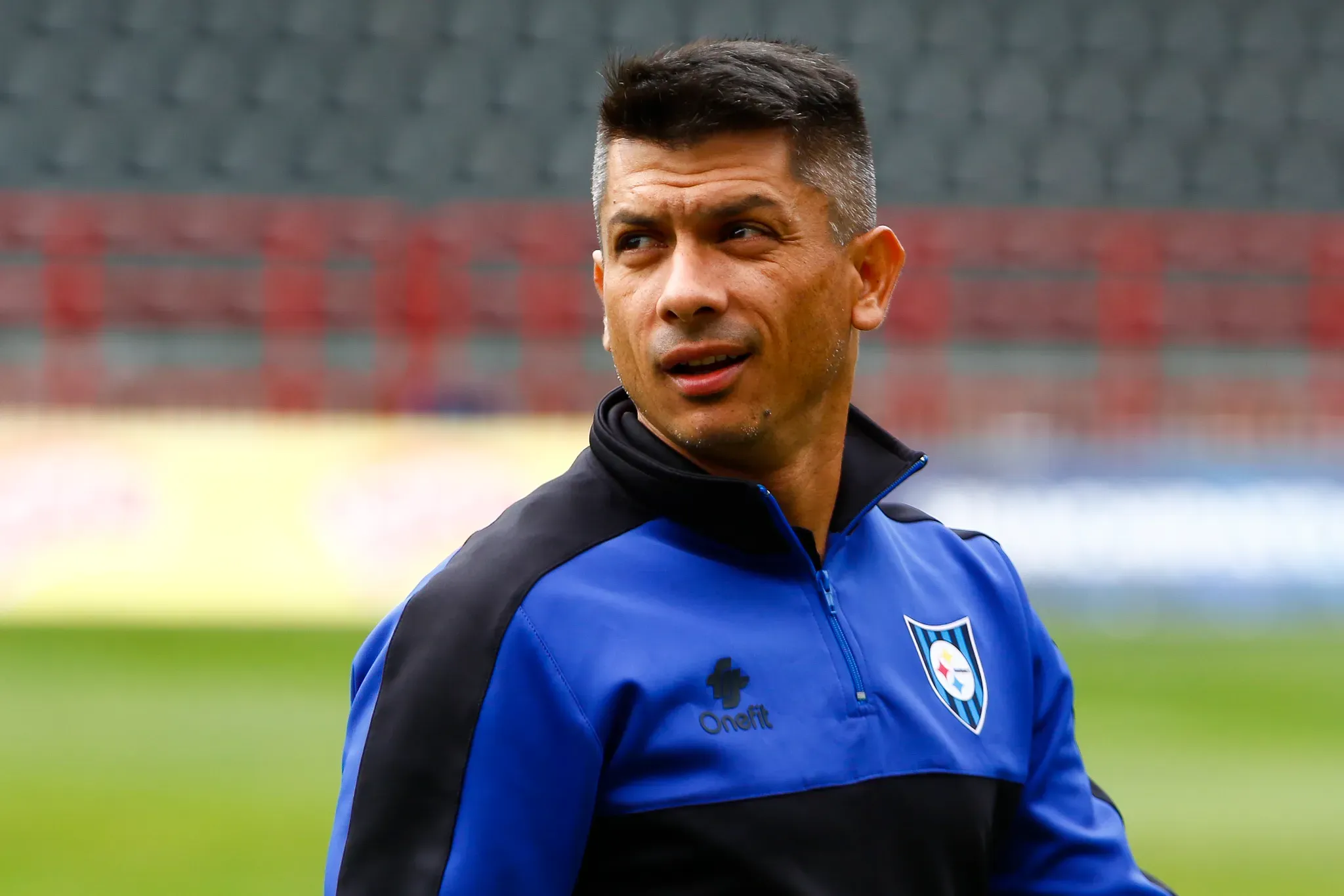 Gustavo Florentín dirigió a Huachipato y hoy es entrenador libre tras salir de las Águilas Doradas en Colombia. (Esteban Drake/Photosport).