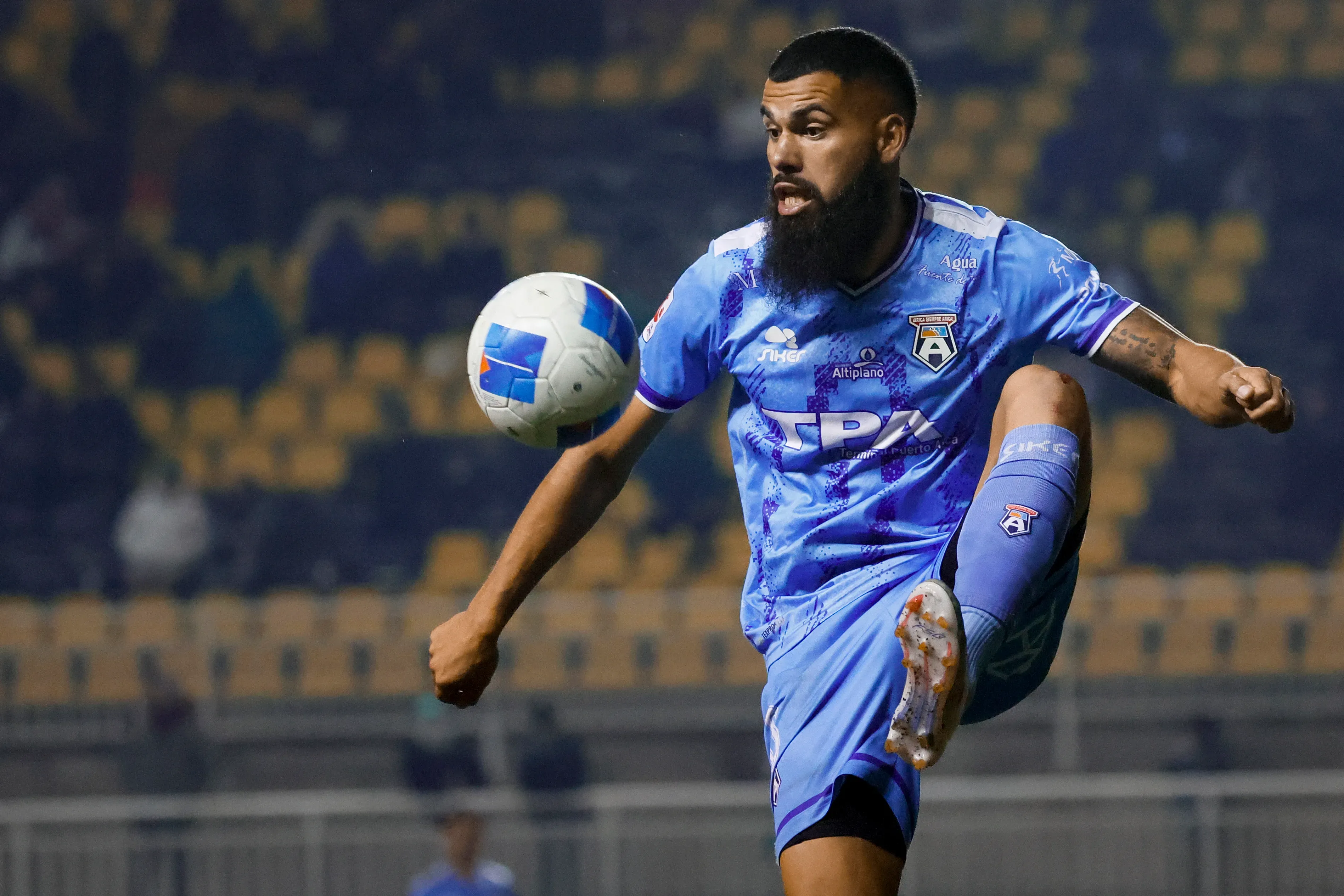 Franco Ledesma regresó a Deportes Iquique. (Andres Pina/Photosport).