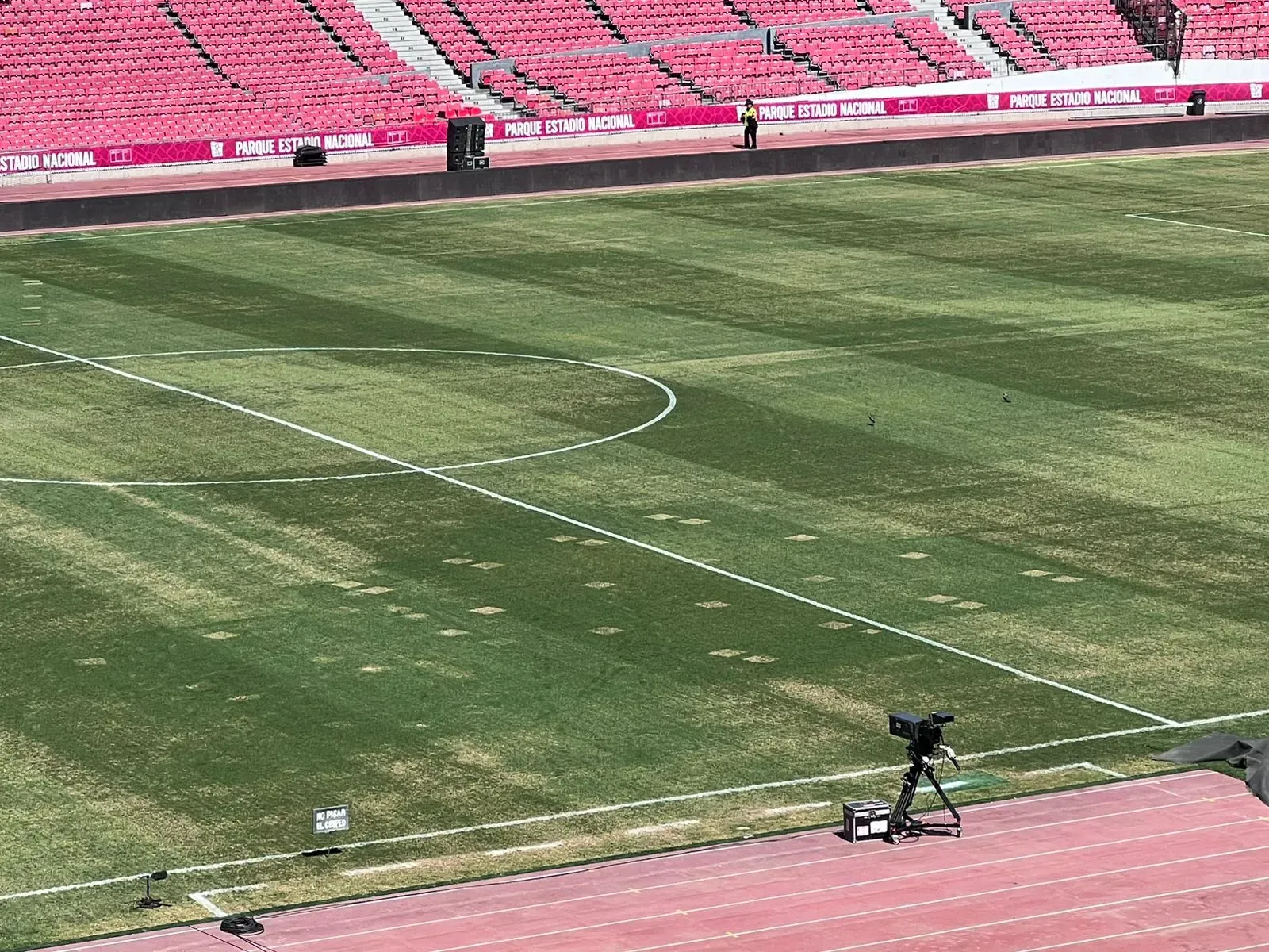 Así se vio la cancha del Estadio Nacional para la despedida de Montillo. Foto: Redgol
