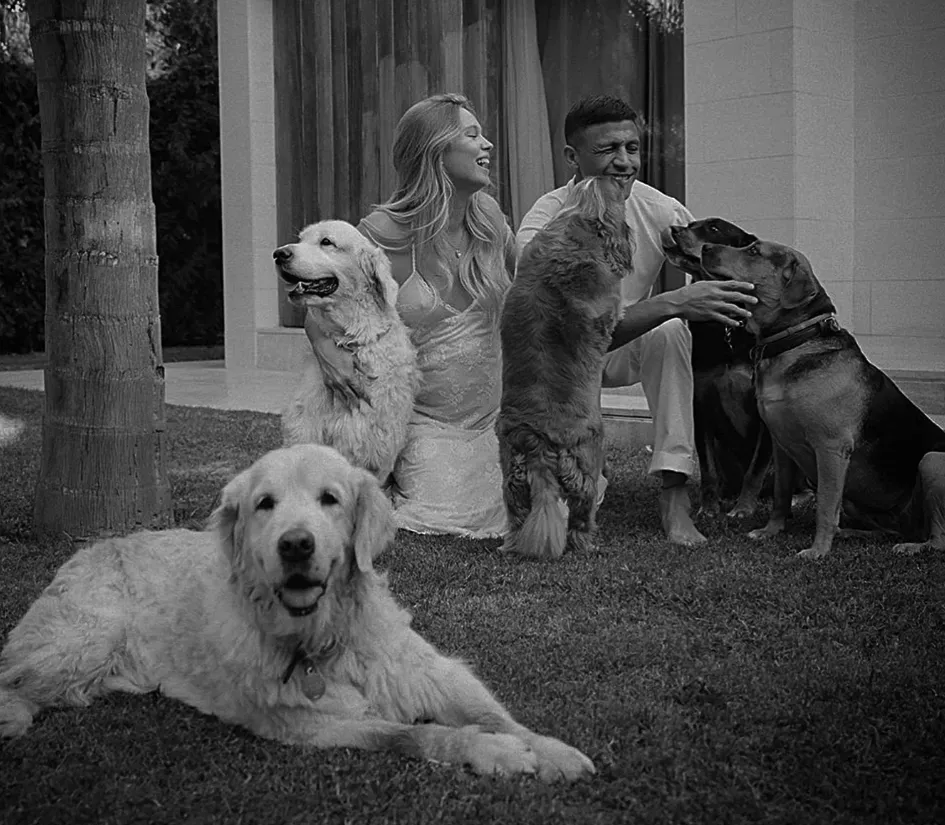 Alexis Sánchez mostró a su familia completa por primera vez. Foto: Instagram.