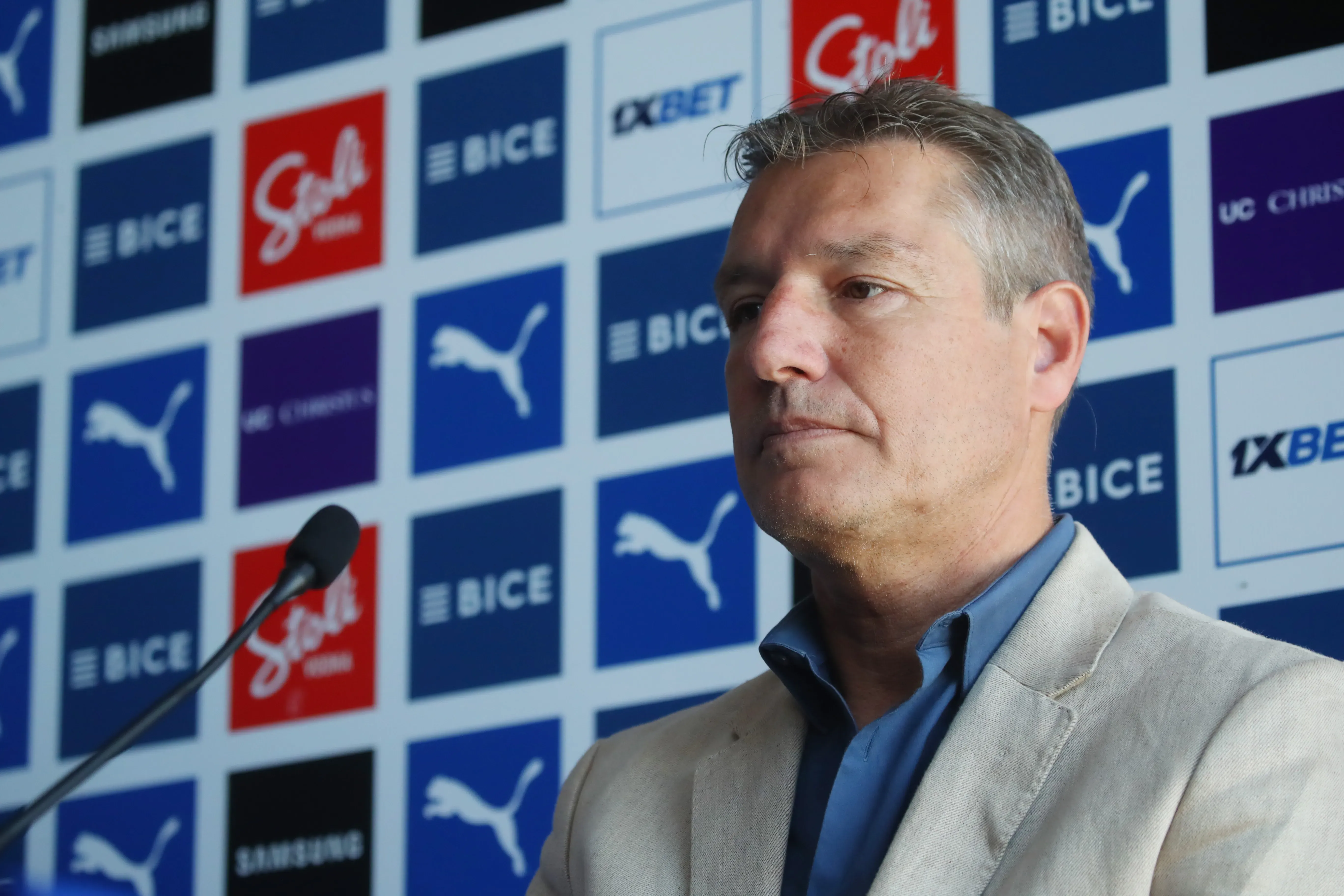 El Tati Buljubasich cree que el club cumplió el plan trazado para el mercado de fichajes. Pero falta aún. (Jonnathan Oyarzun/Photosport).