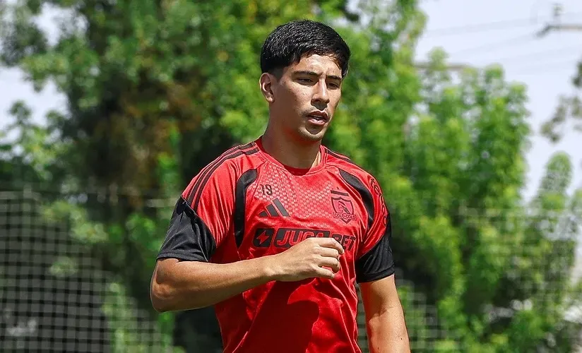 Salomón Rodríguez dejó la concentración alba y partió a Uruguay | Colo Colo
