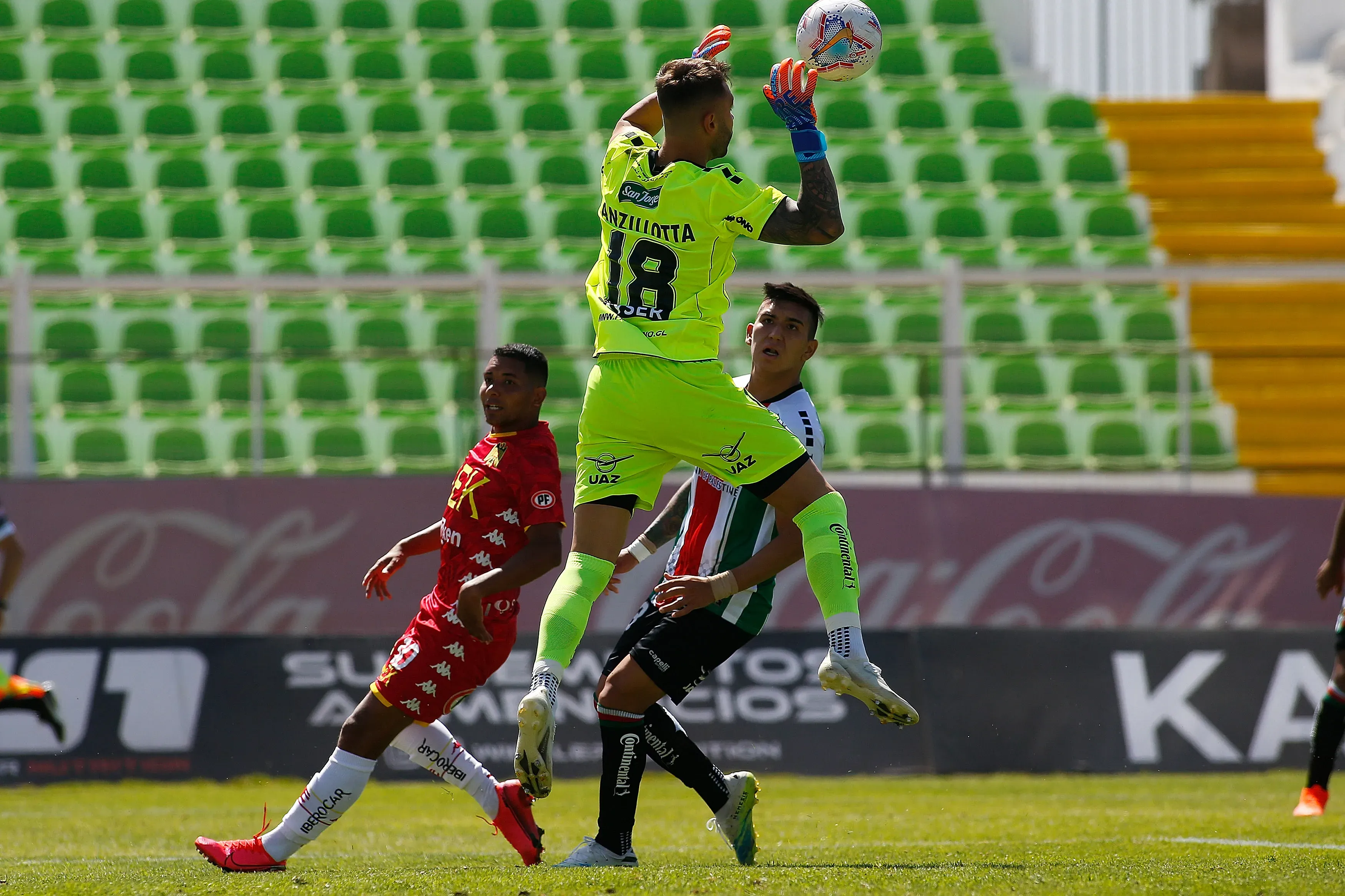 Federico Lanzillota disputó 17 partidos en Palestino durante 2019 y 2020. (Marcelo Hernandez/Photosport).