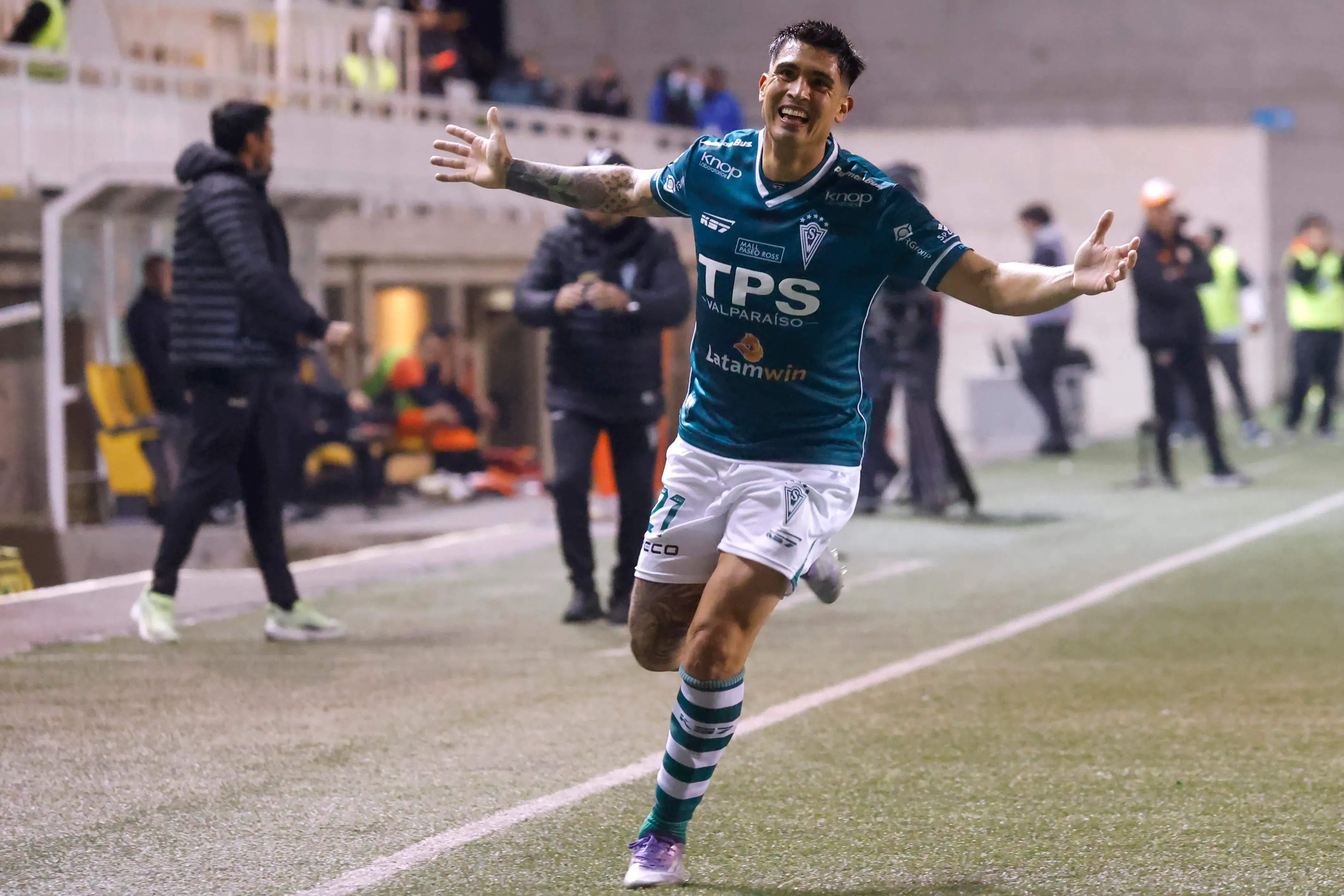 El delantero buscaba seguir en Wanderers. Sebastian Cisternas/Photosport