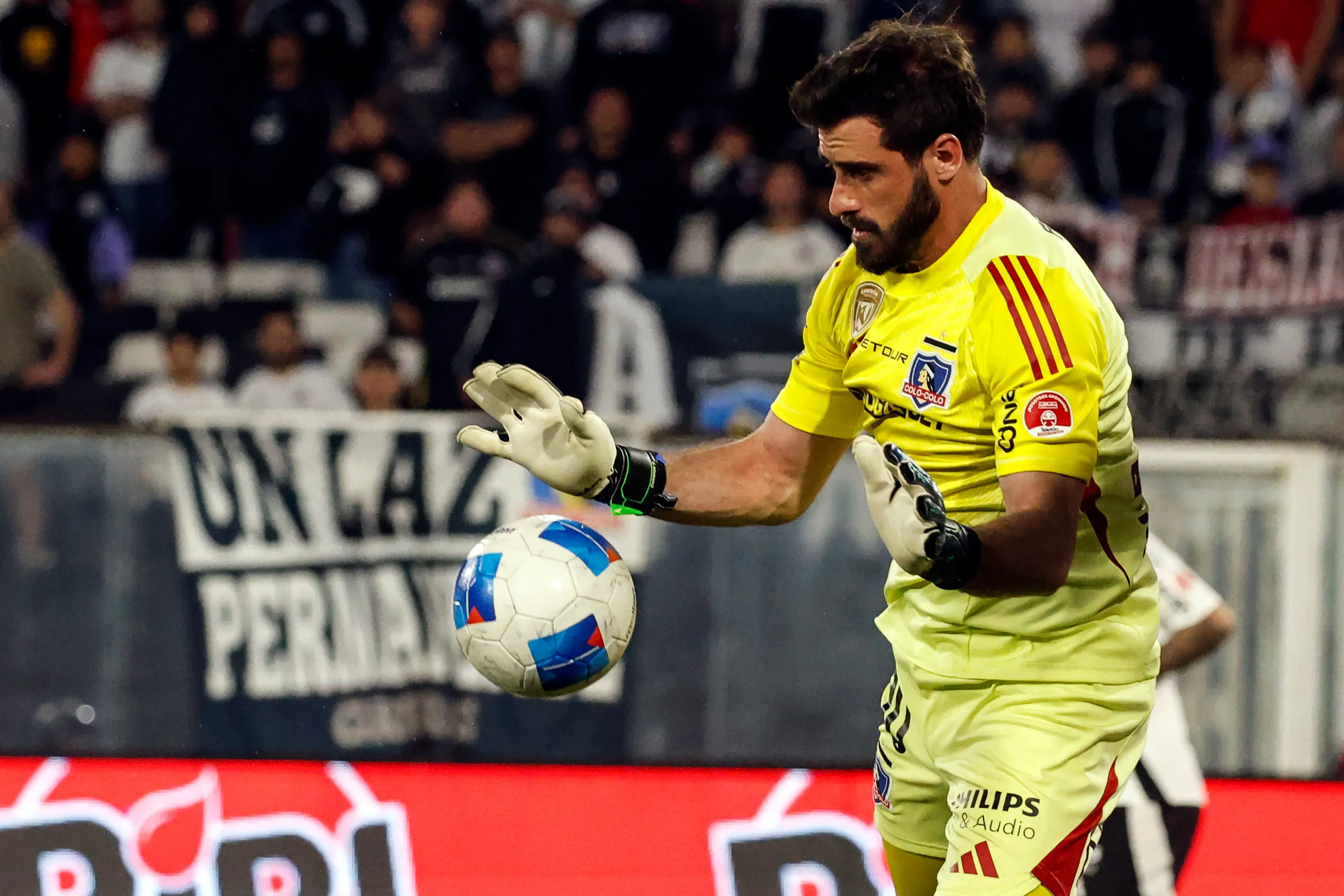 Ortiz quiere competencia para Fernando de Paul en el arco de Colo Colo. | Foto: Photosport.