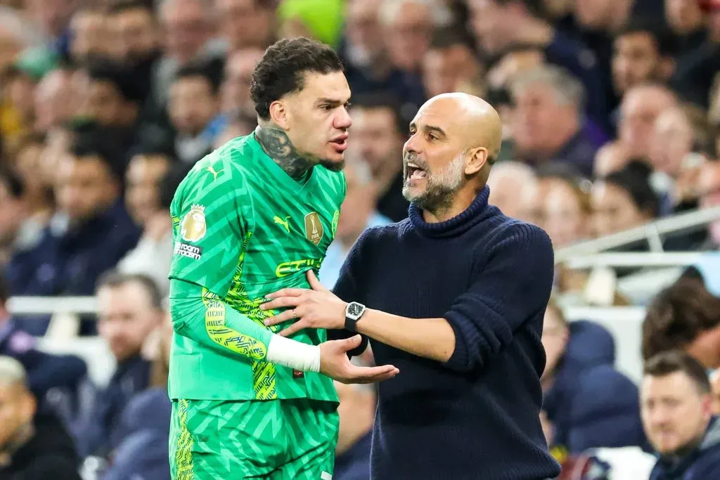 Ederson e Guardiola: guarda-redes brasileiro pode deixar o clube. Foto: Imago.