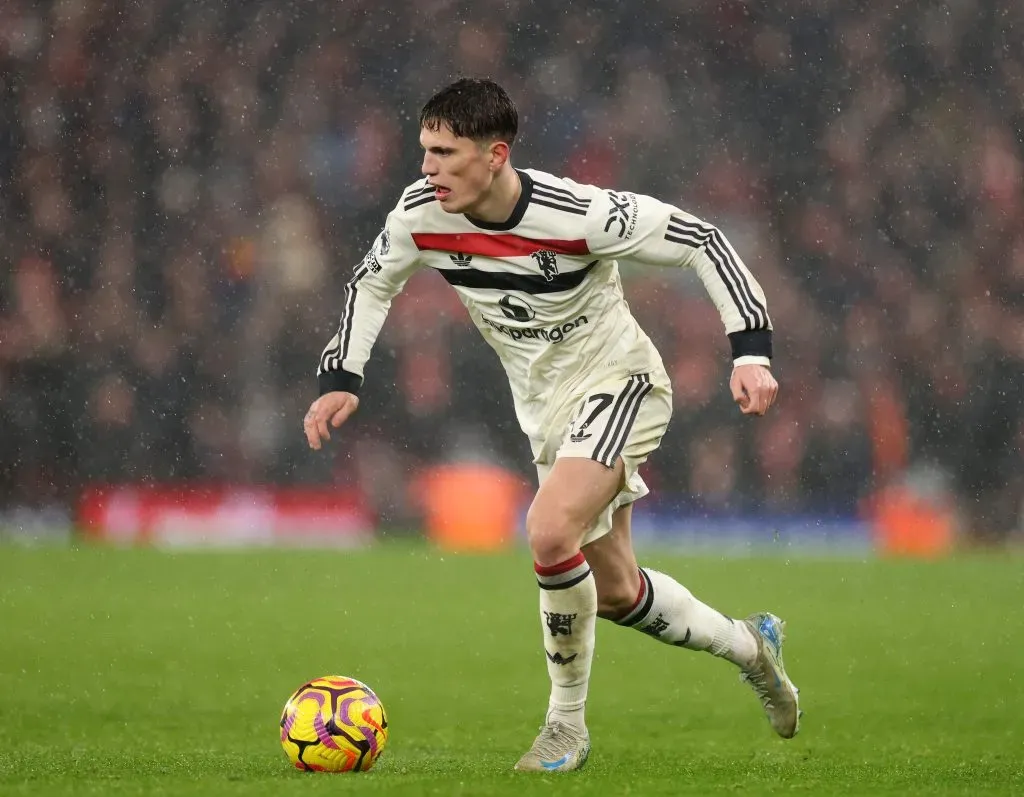 Alejandro Garnacho não convence o treinador do Manchester United. Foto: Carl Recine/Getty Images