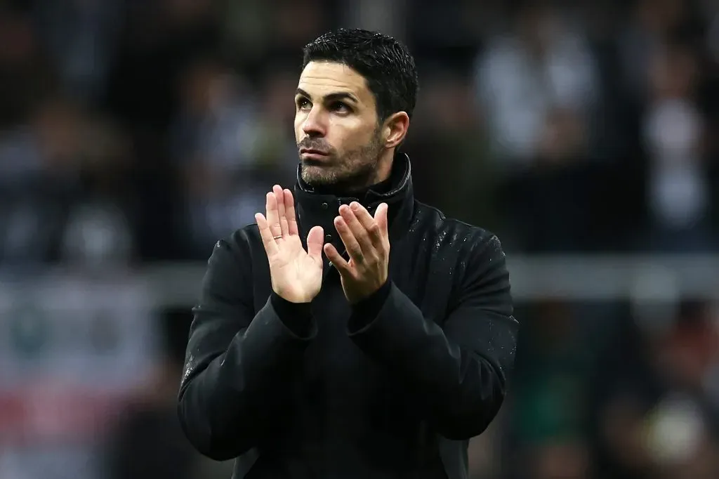Mikel Arteta, técnico do Arsenal, apóia Kai Havertz. Foto: Ian MacNicol/Getty Images.